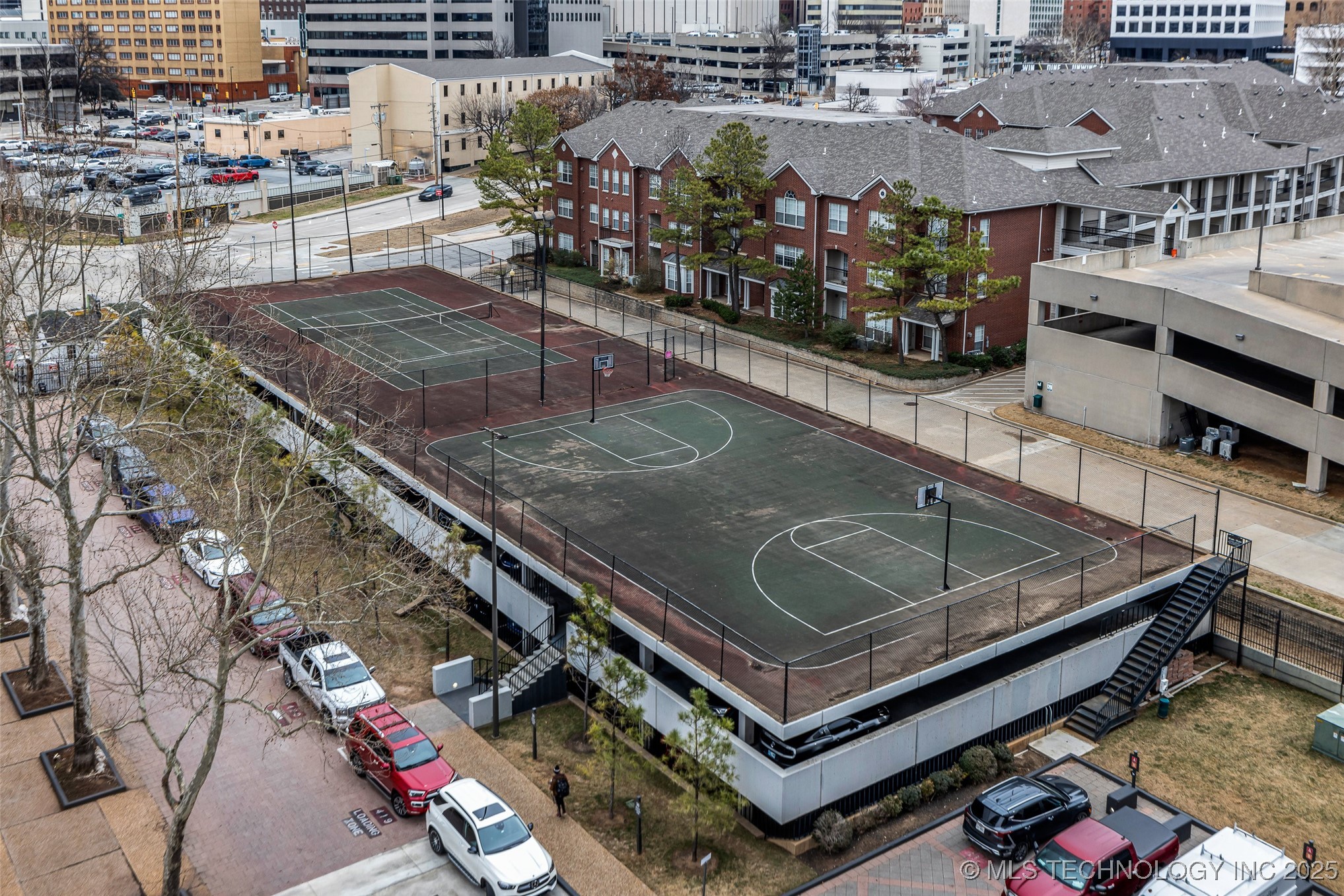 410 W 7th Street 924