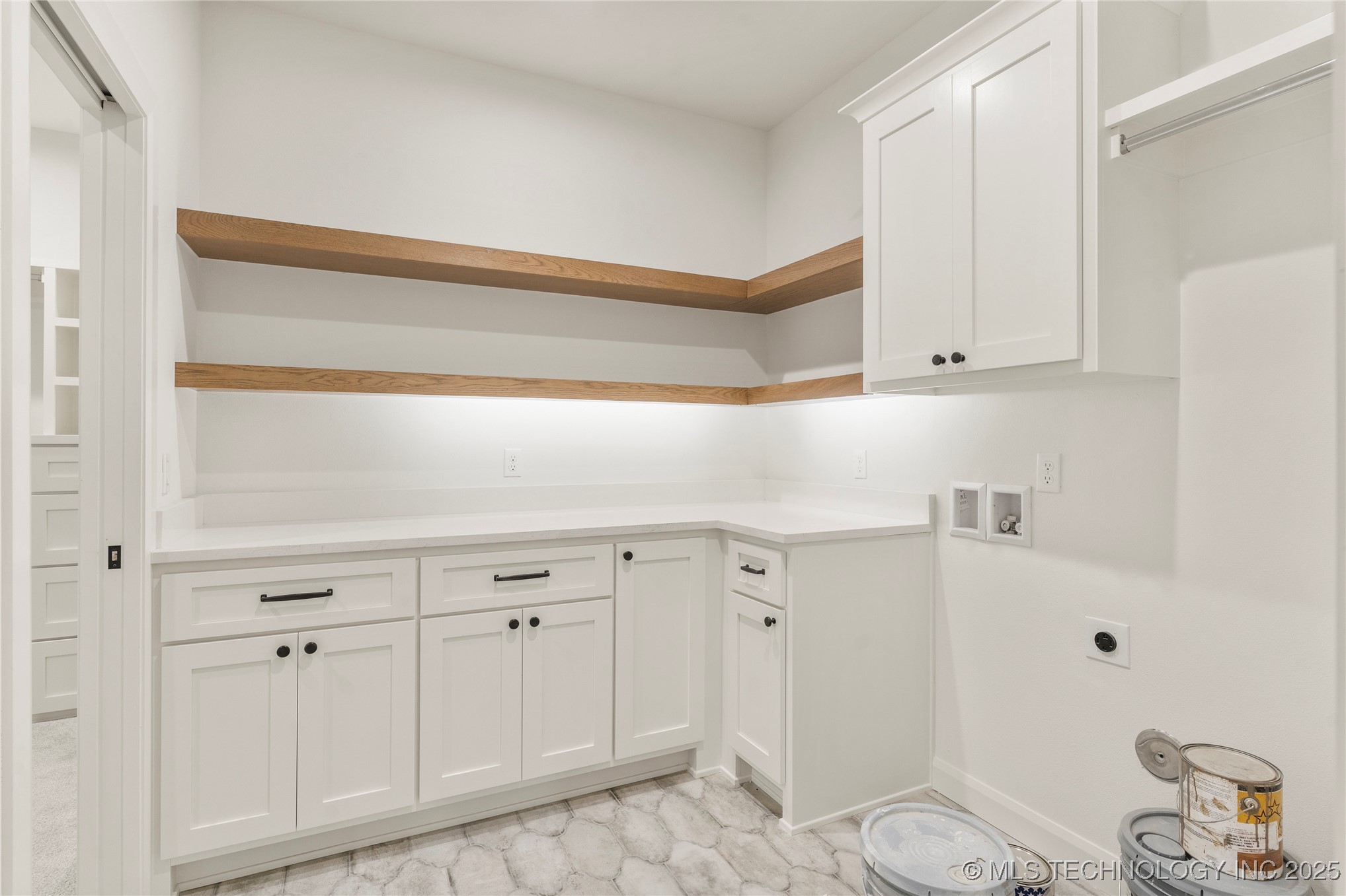 2982 E 145th Street S