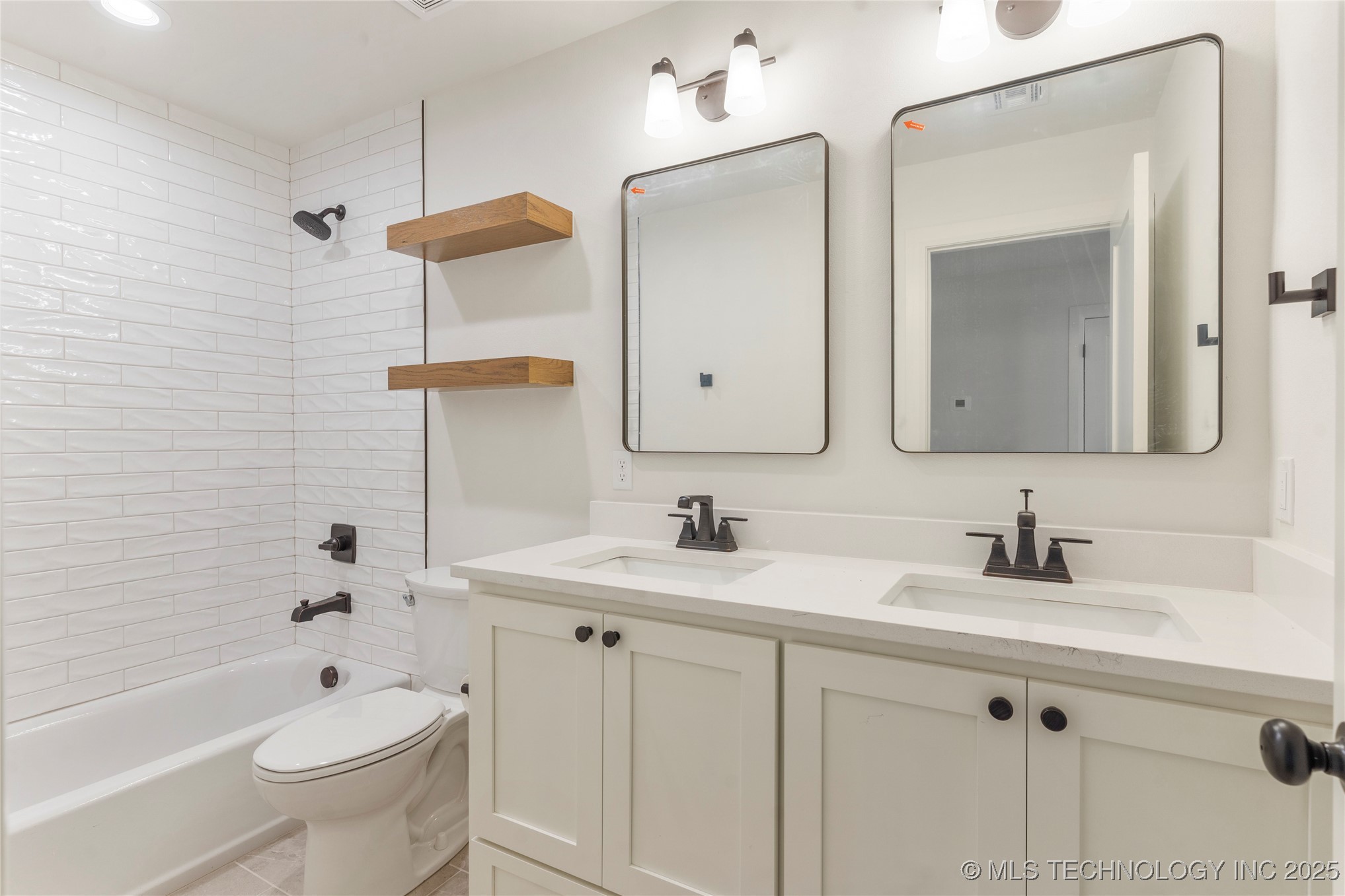 2982 E 145th Street S