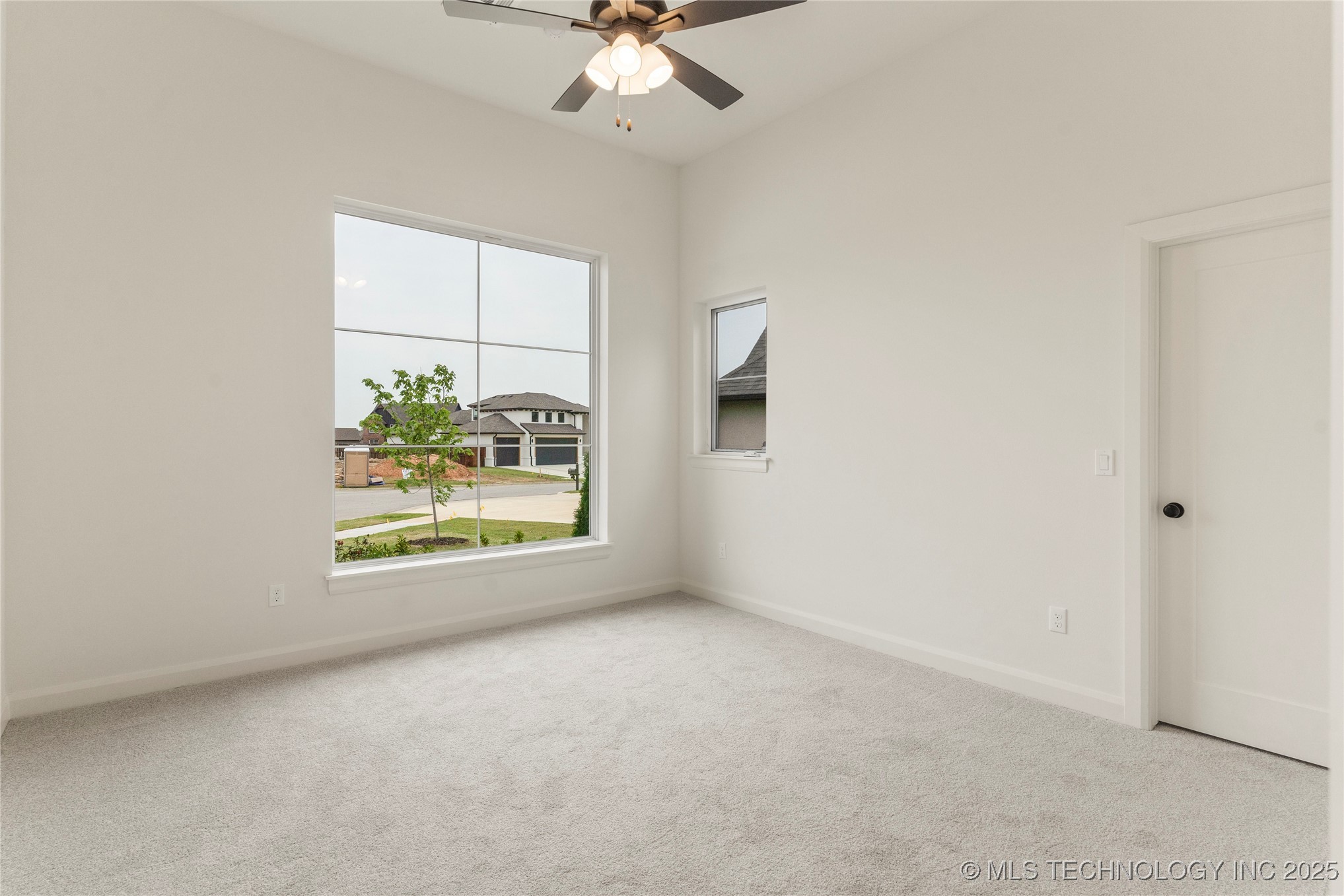 2982 E 145th Street S