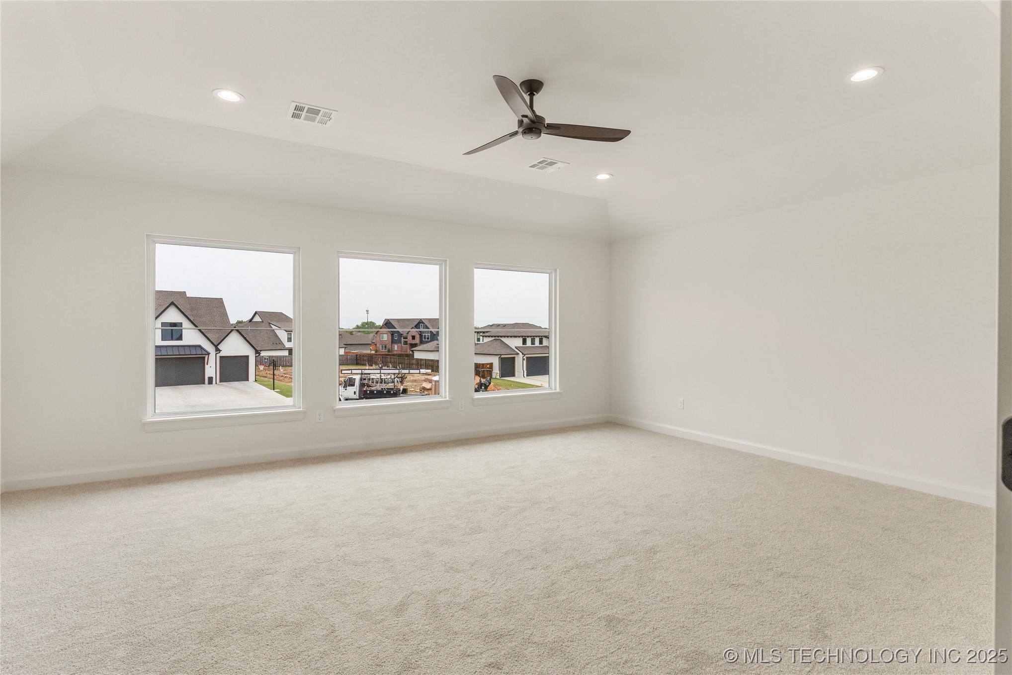 2982 E 145th Street S