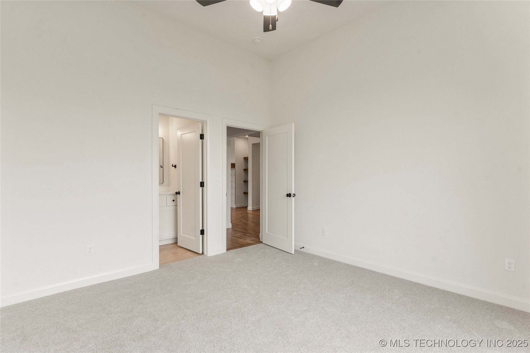 2982 E 145th Street S