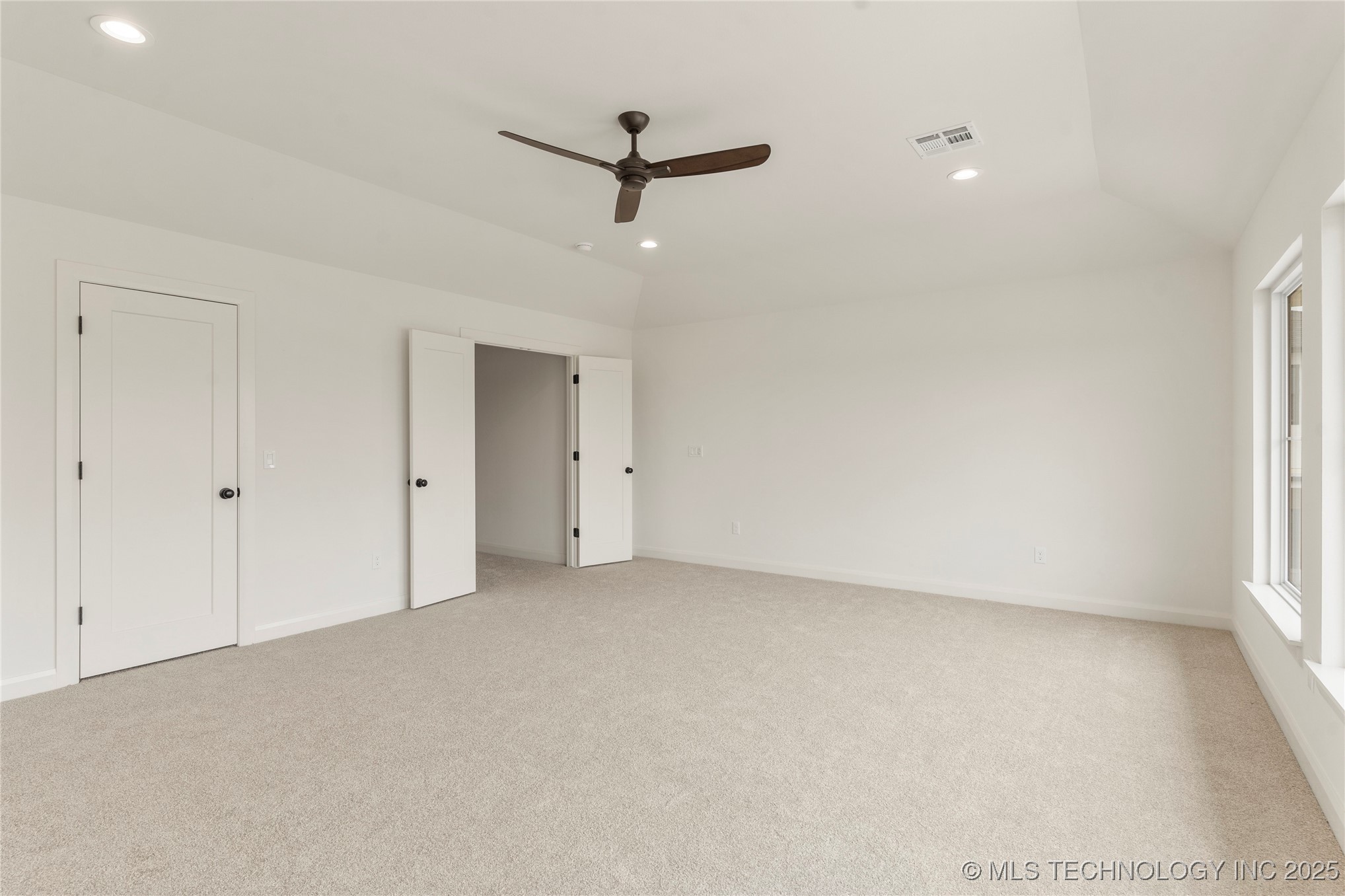 2982 E 145th Street S