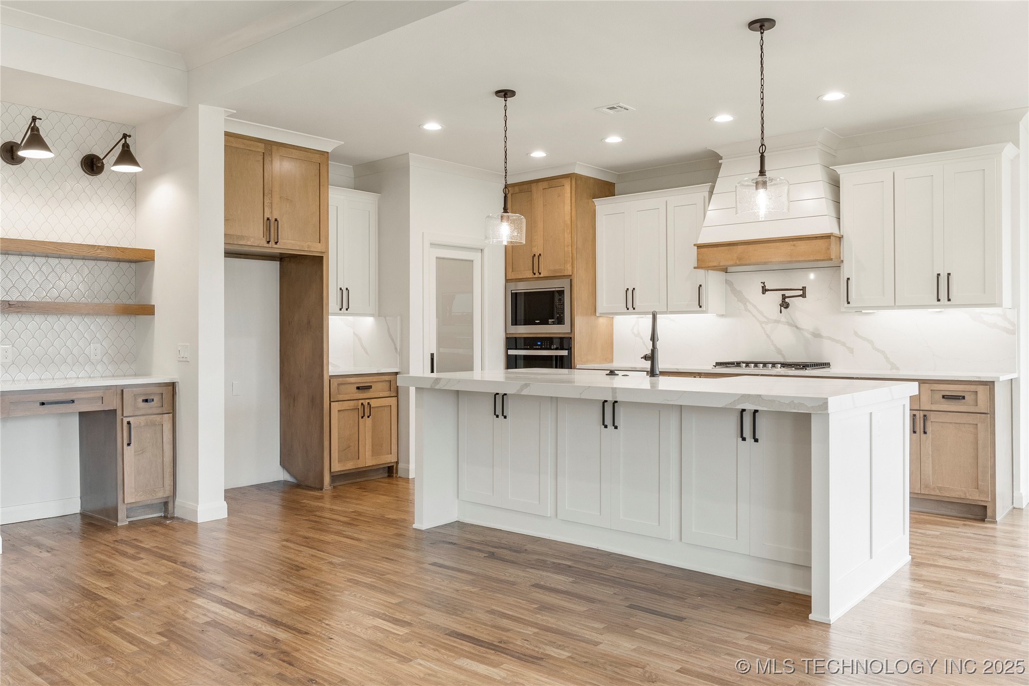 2982 E 145th Street S