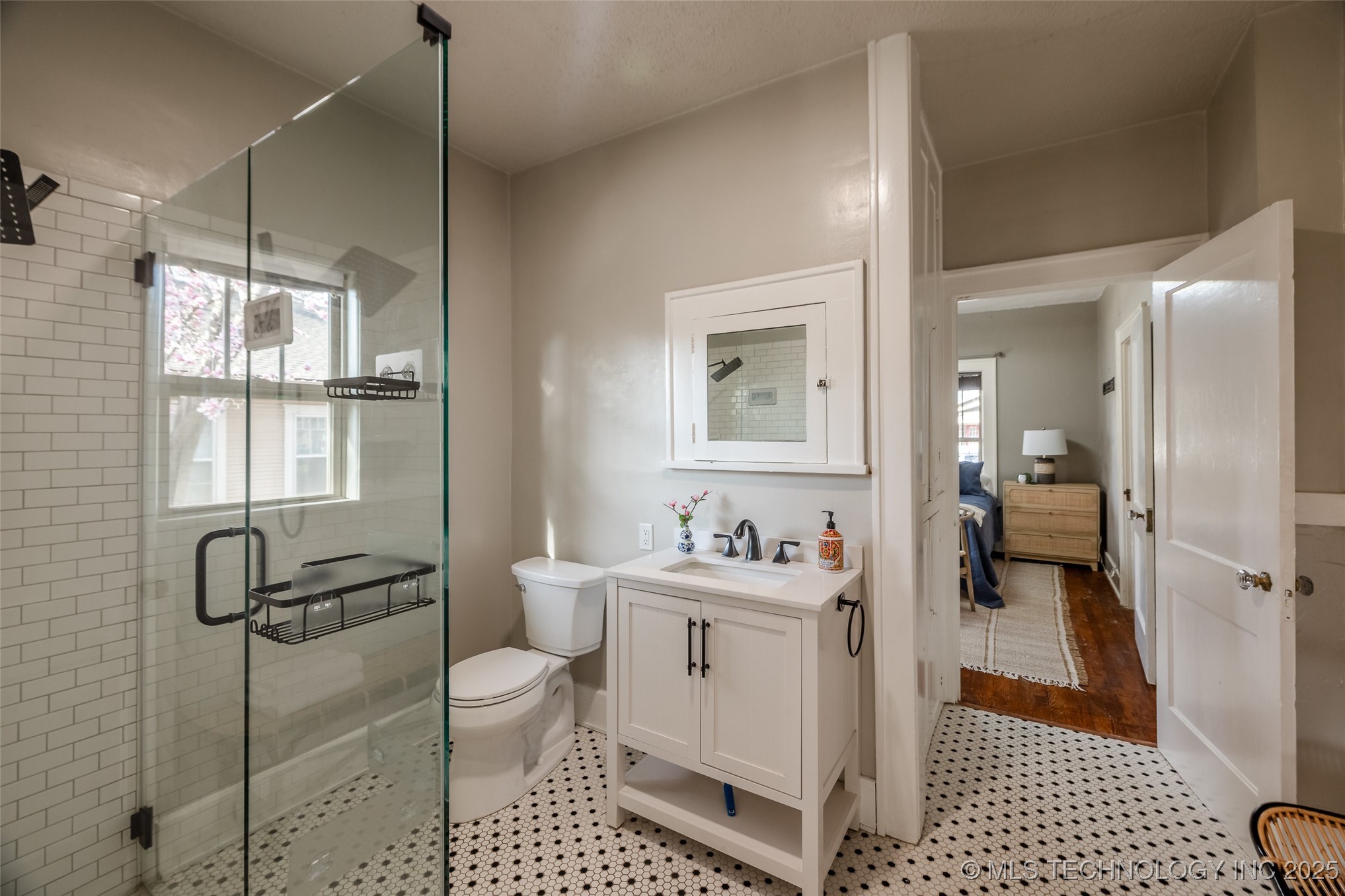 1523 S Trenton Avenue