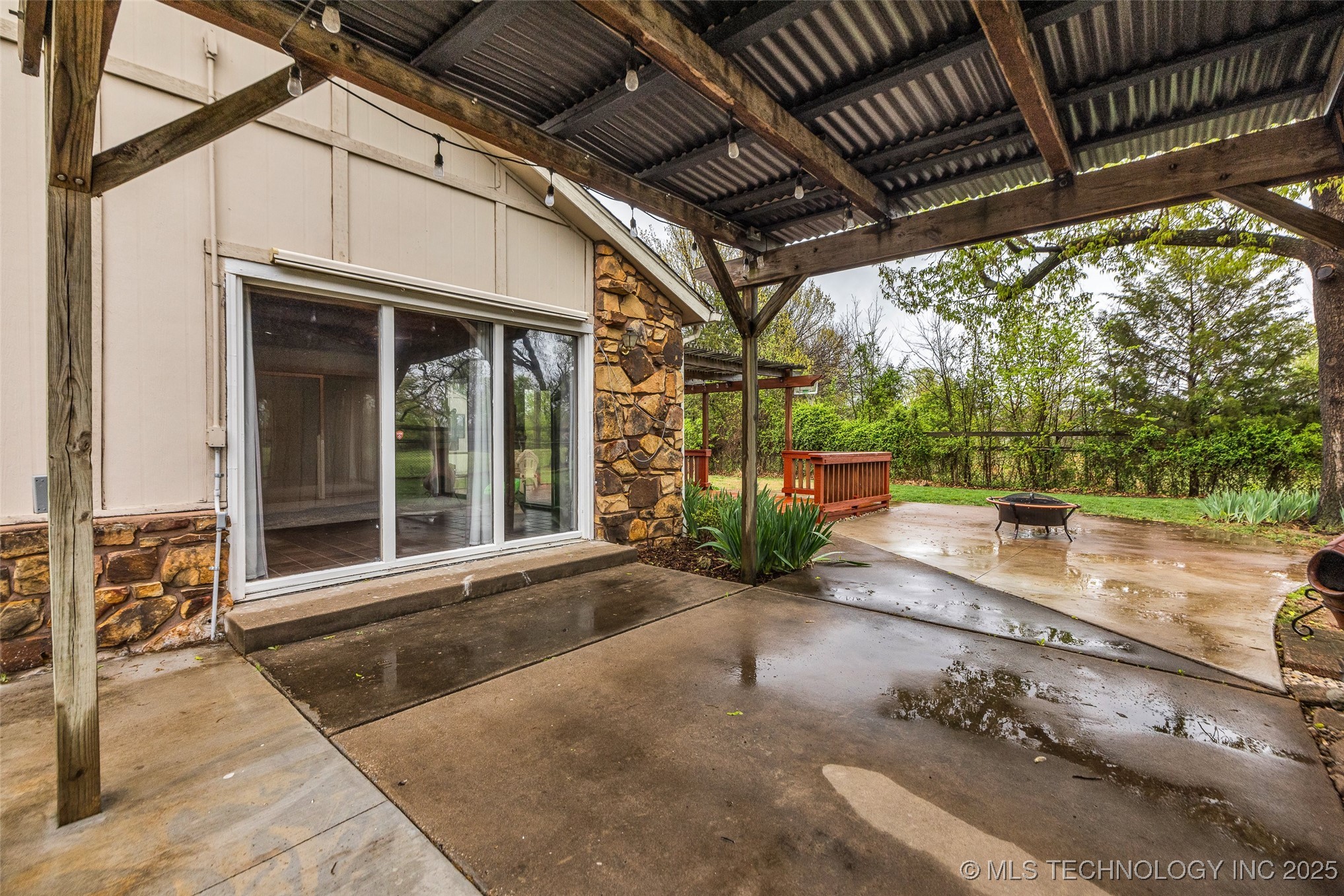 5939 S 94th East Place