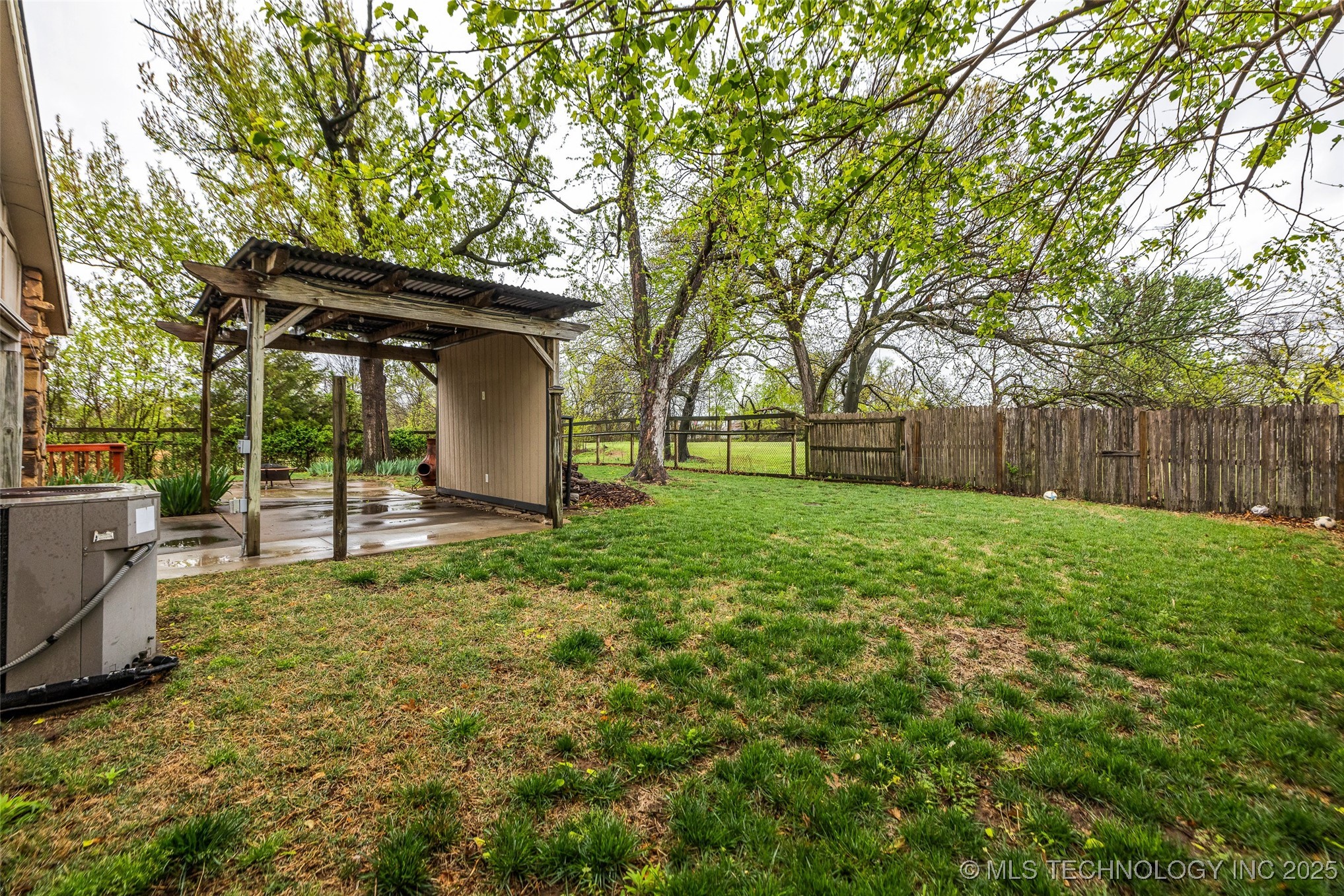 5939 S 94th East Place