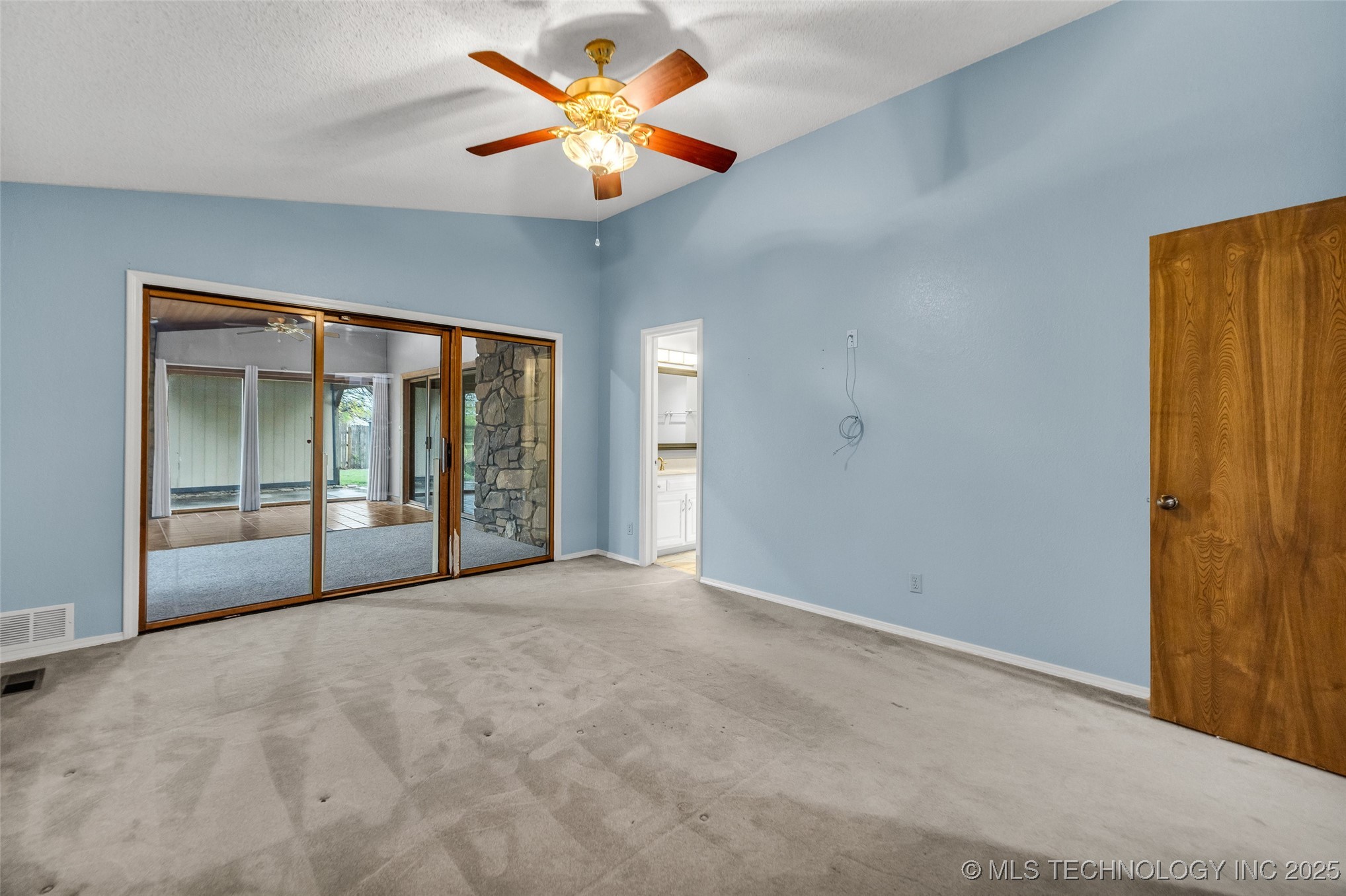 5939 S 94th East Place