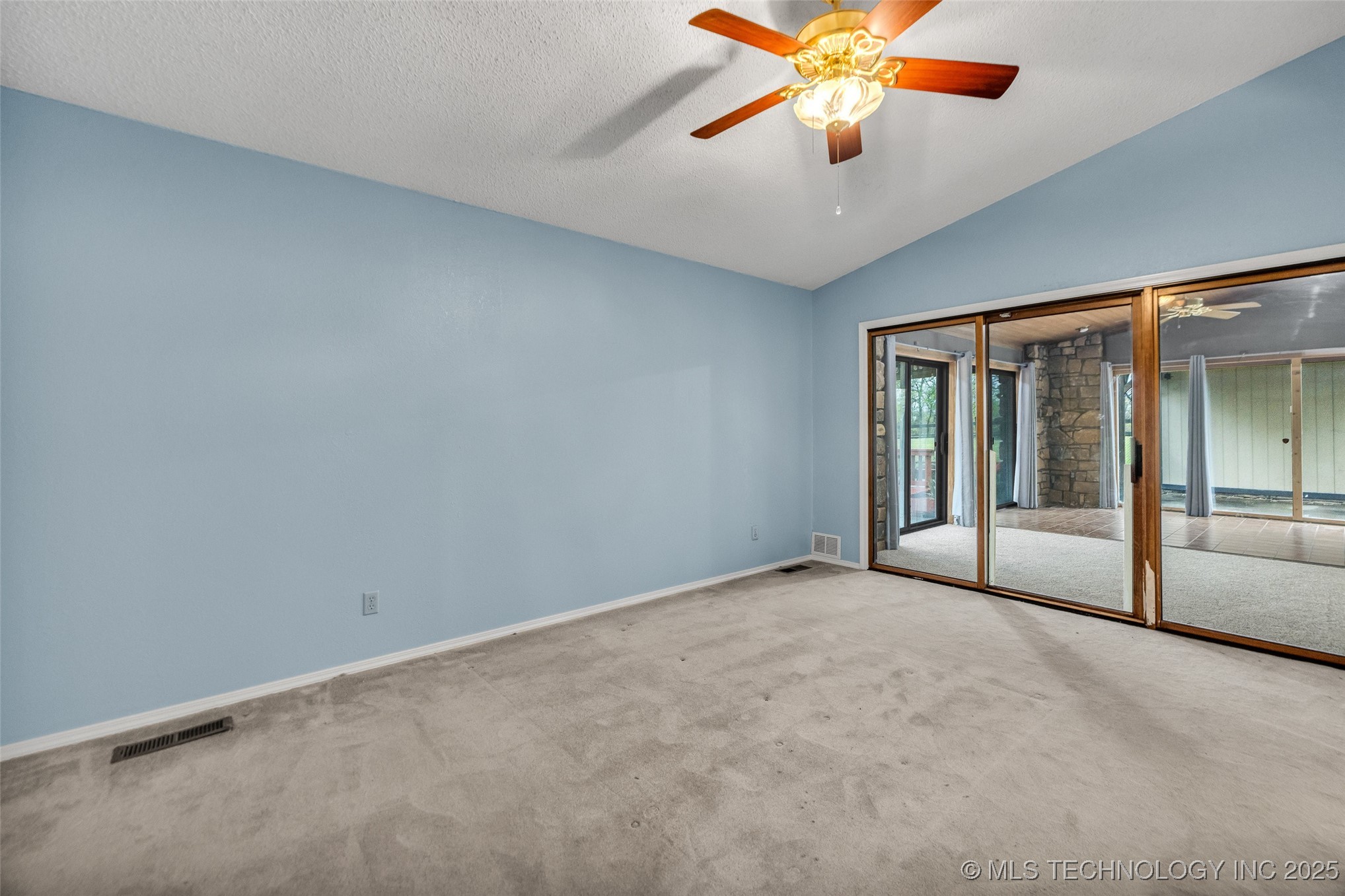 5939 S 94th East Place