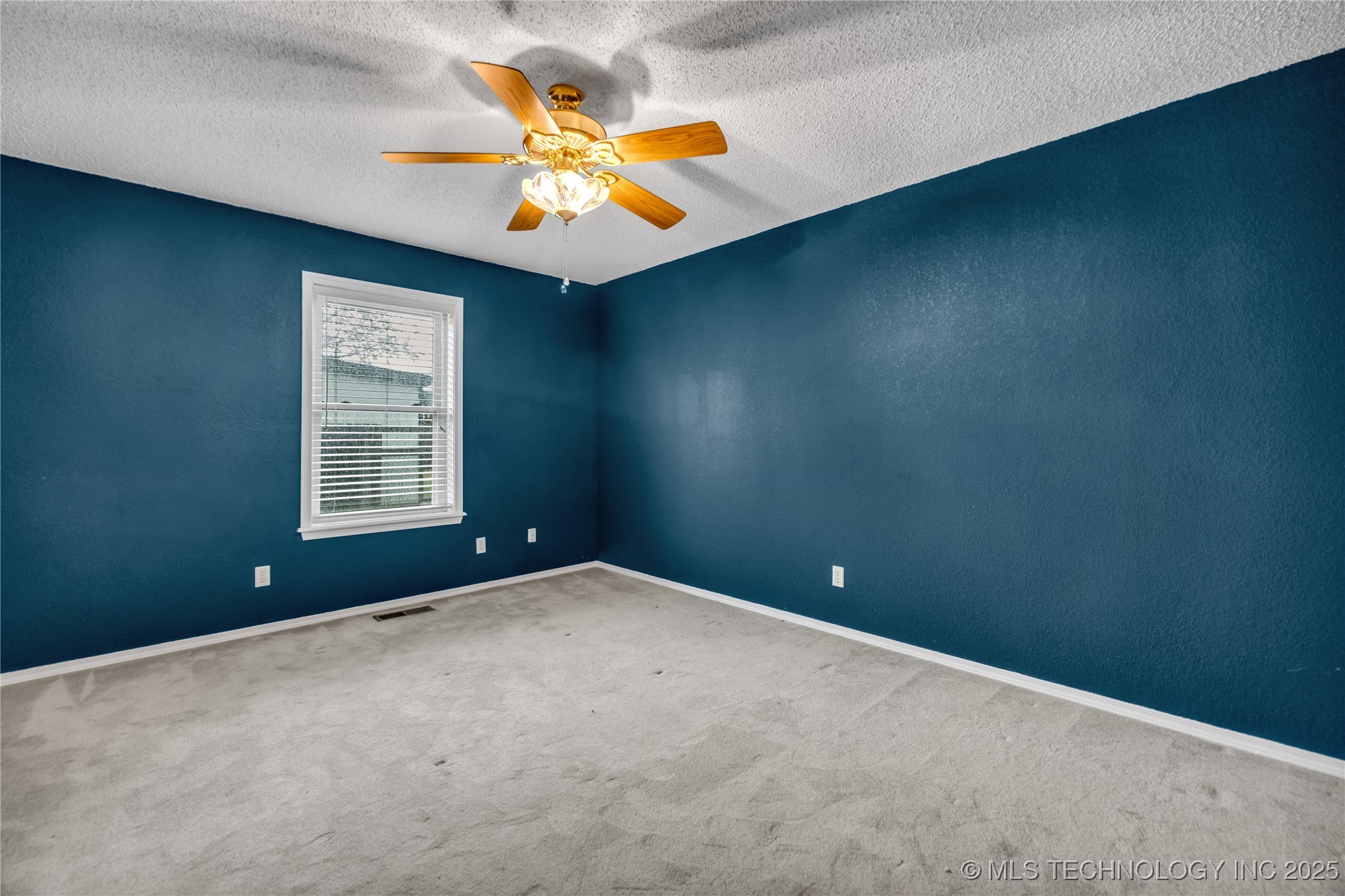 5939 S 94th East Place