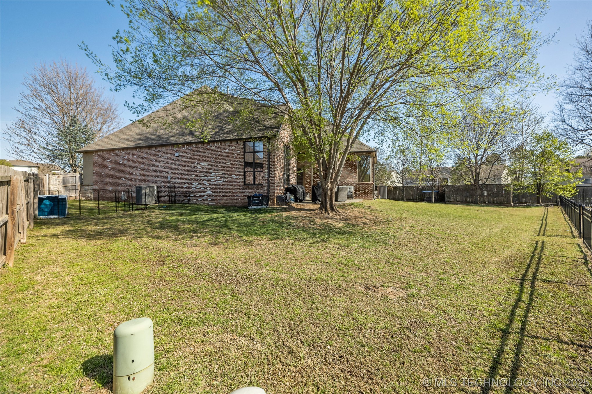 11280 S 72nd East Place