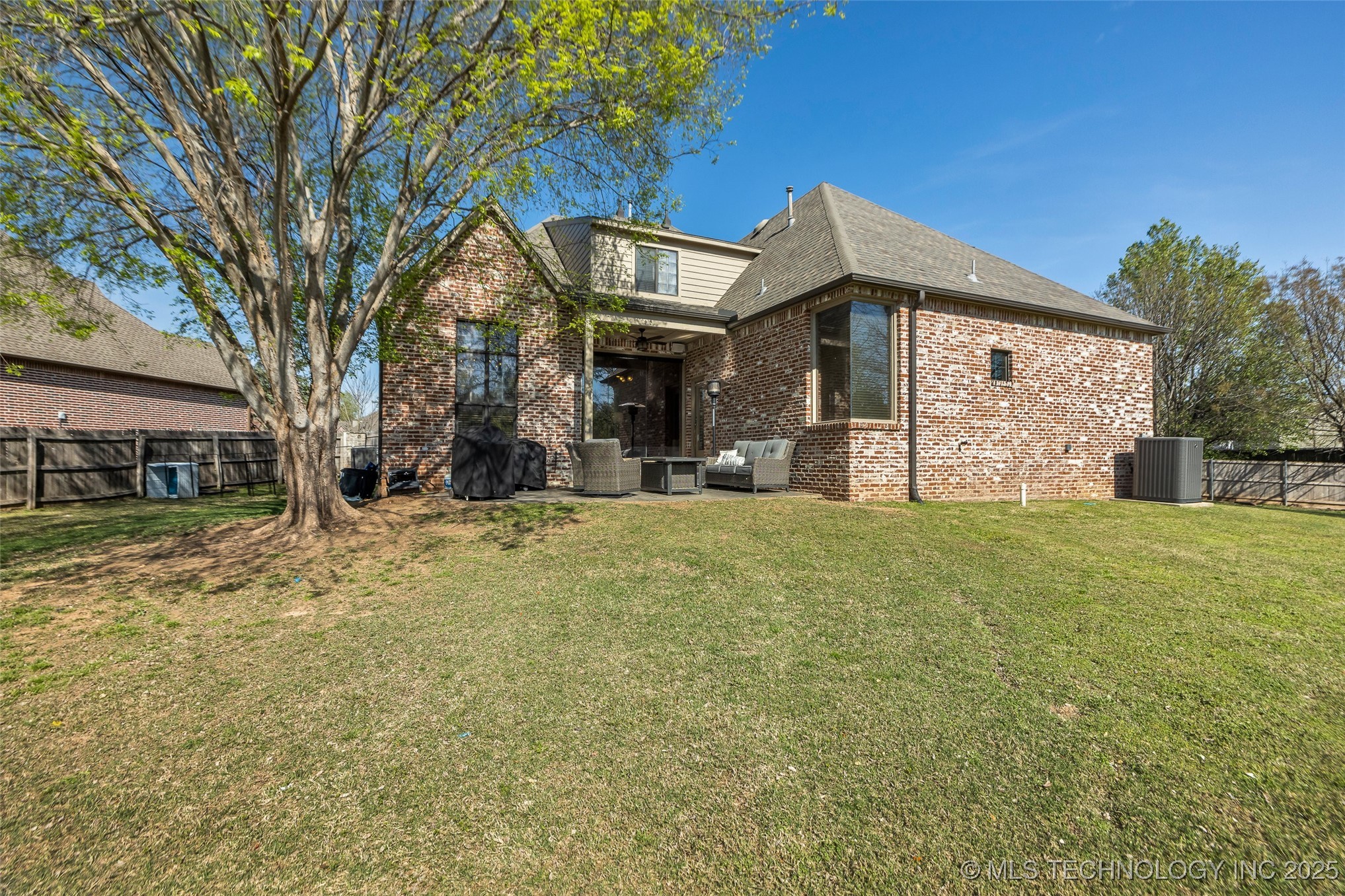 11280 S 72nd East Place