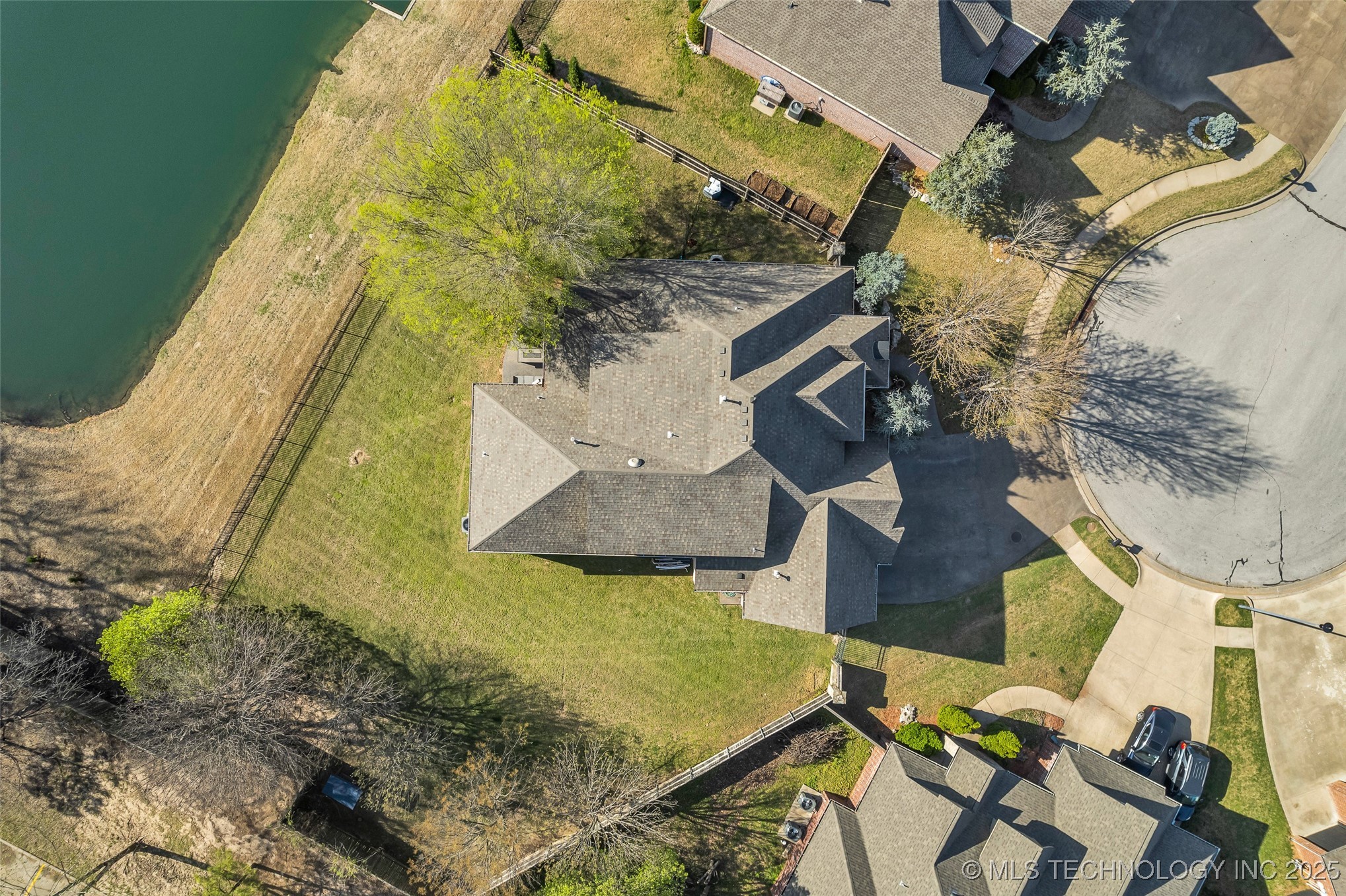 11280 S 72nd East Place