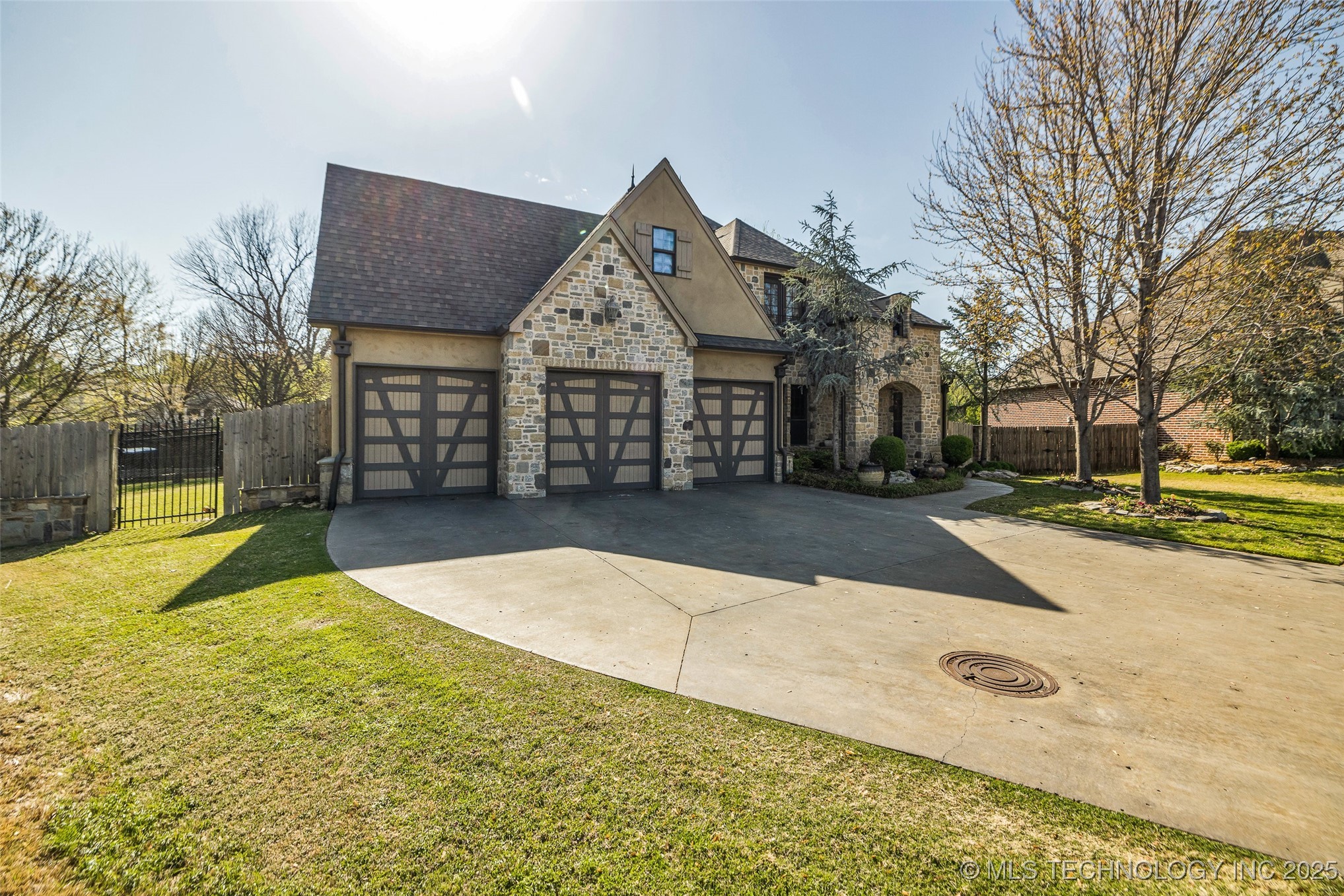 11280 S 72nd East Place