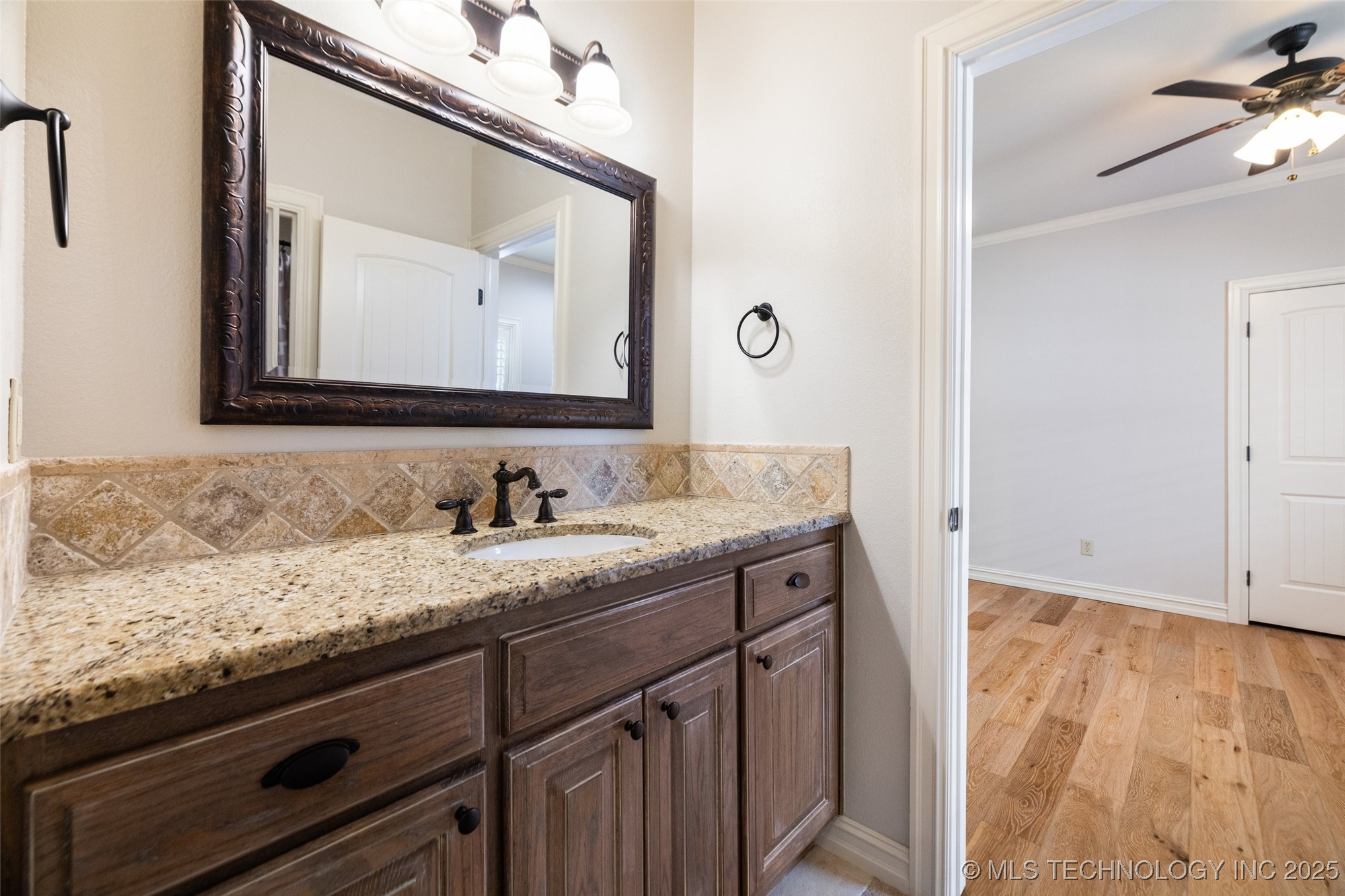 10921 S 77th East Avenue