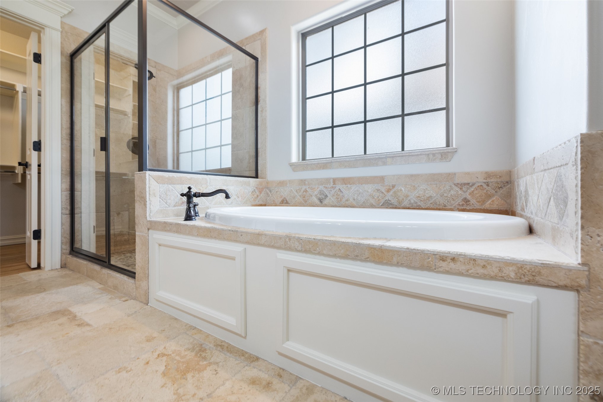 10921 S 77th East Avenue