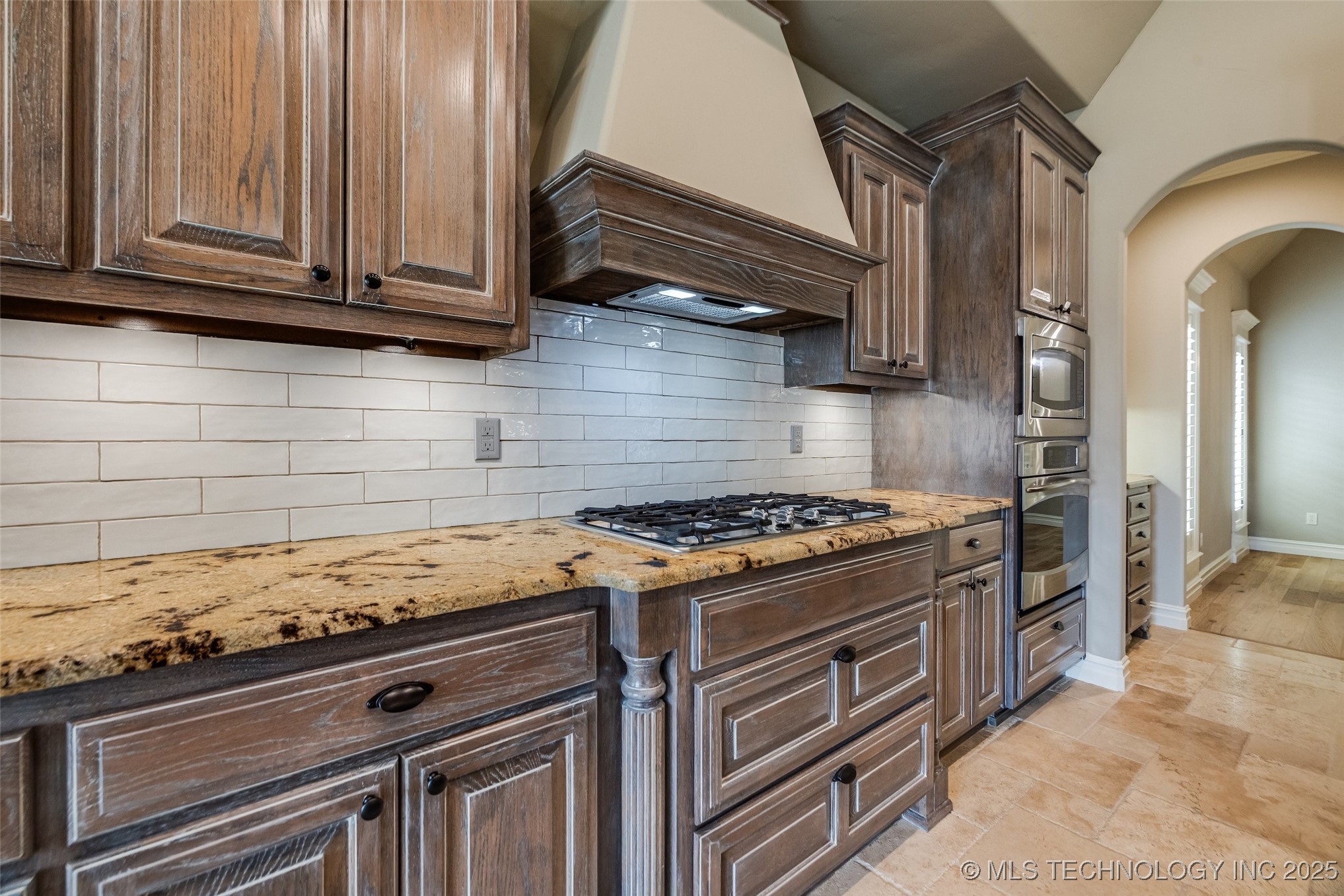 10921 S 77th East Avenue