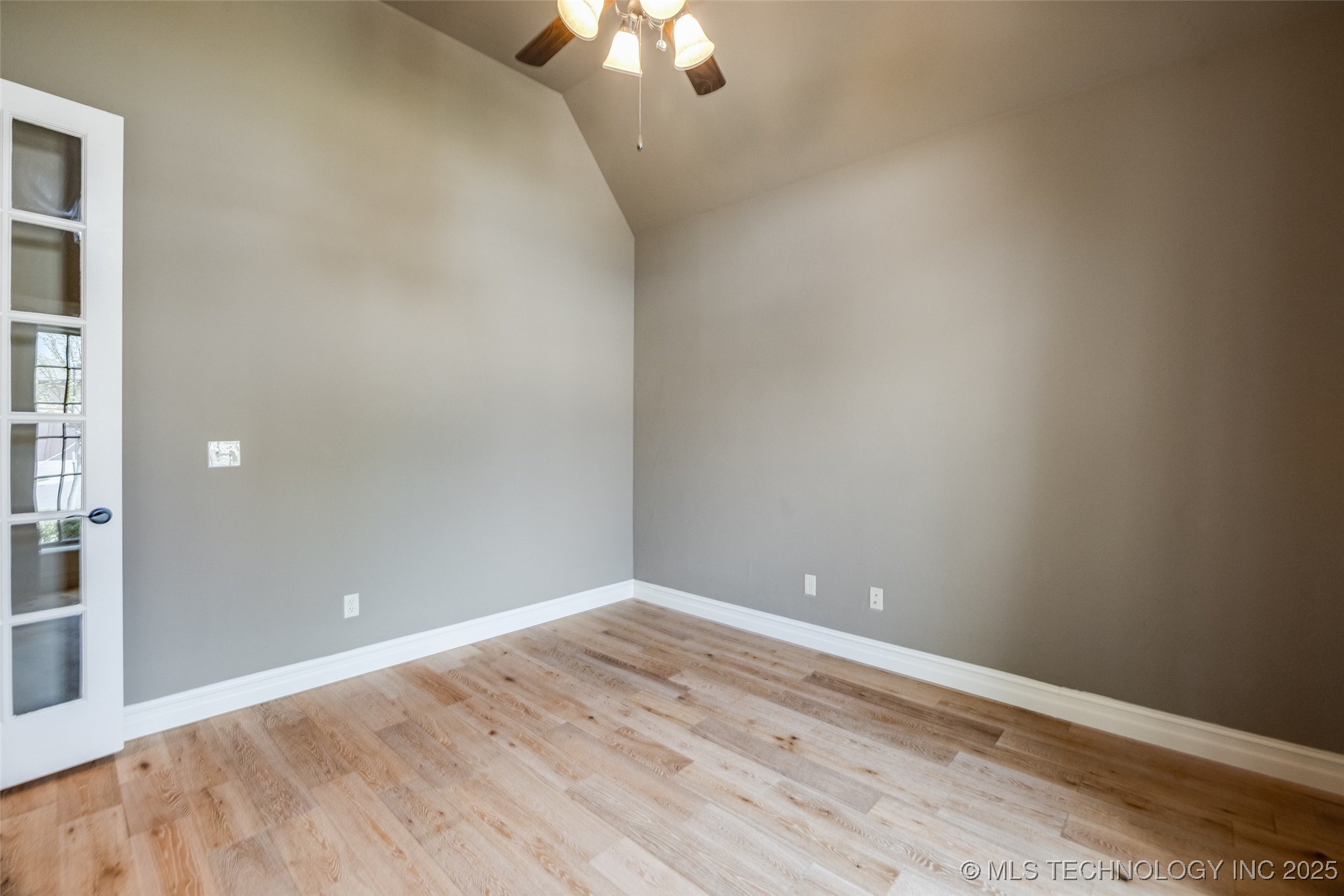 10921 S 77th East Avenue