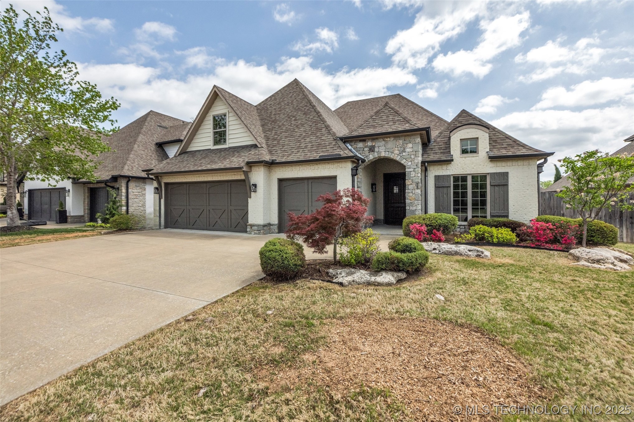 10921 S 77th East Avenue