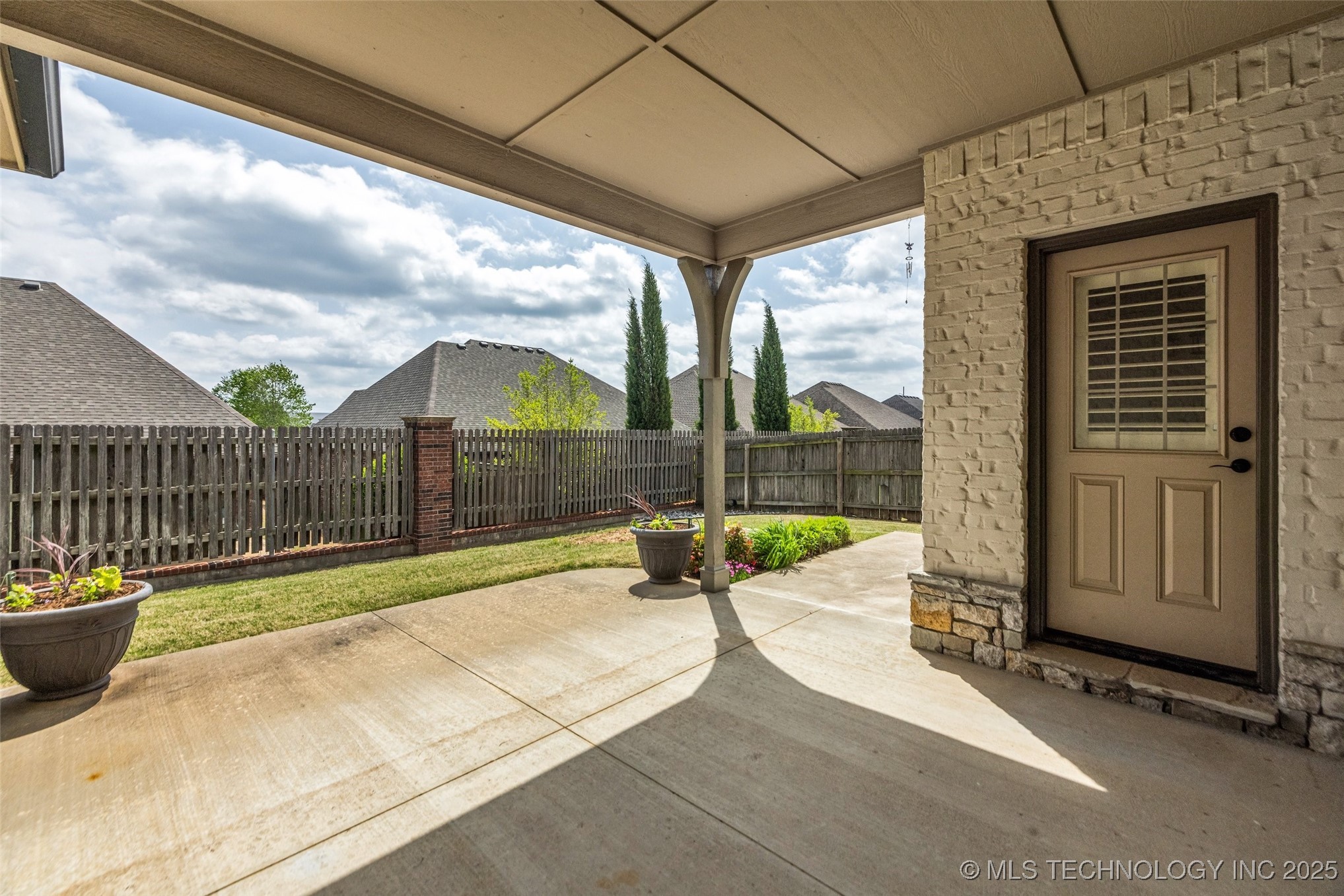 10921 S 77th East Avenue