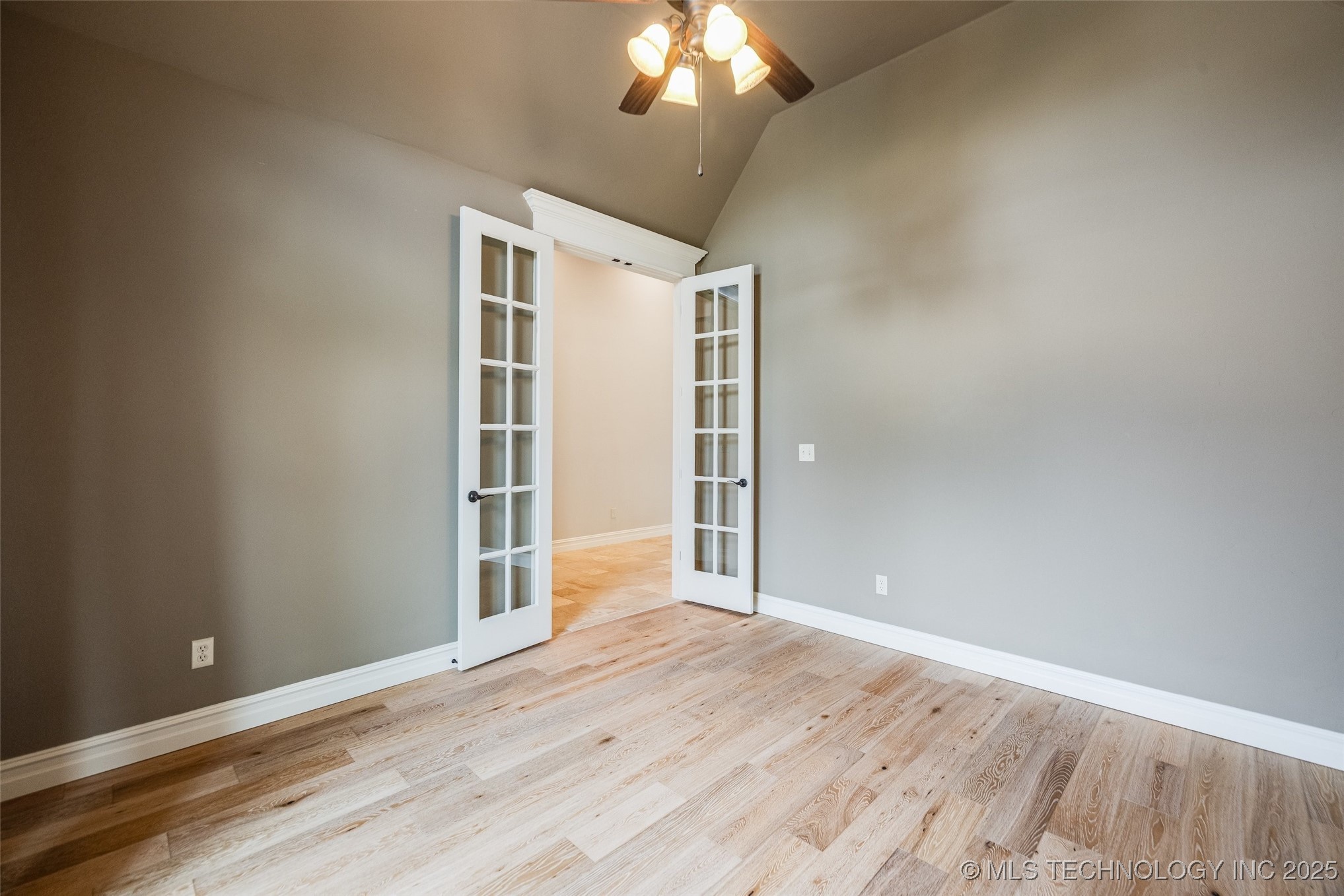 10921 S 77th East Avenue