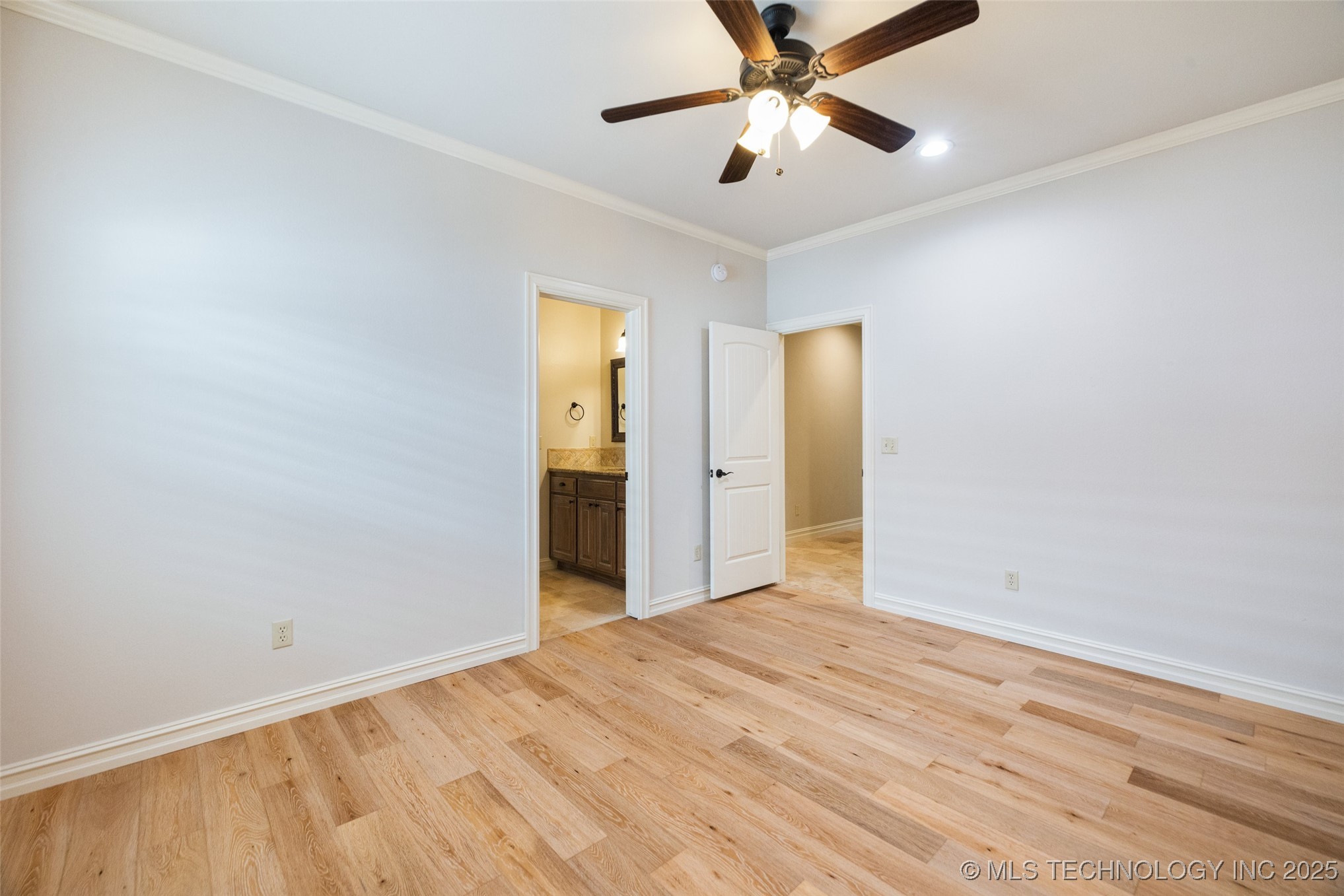 10921 S 77th East Avenue