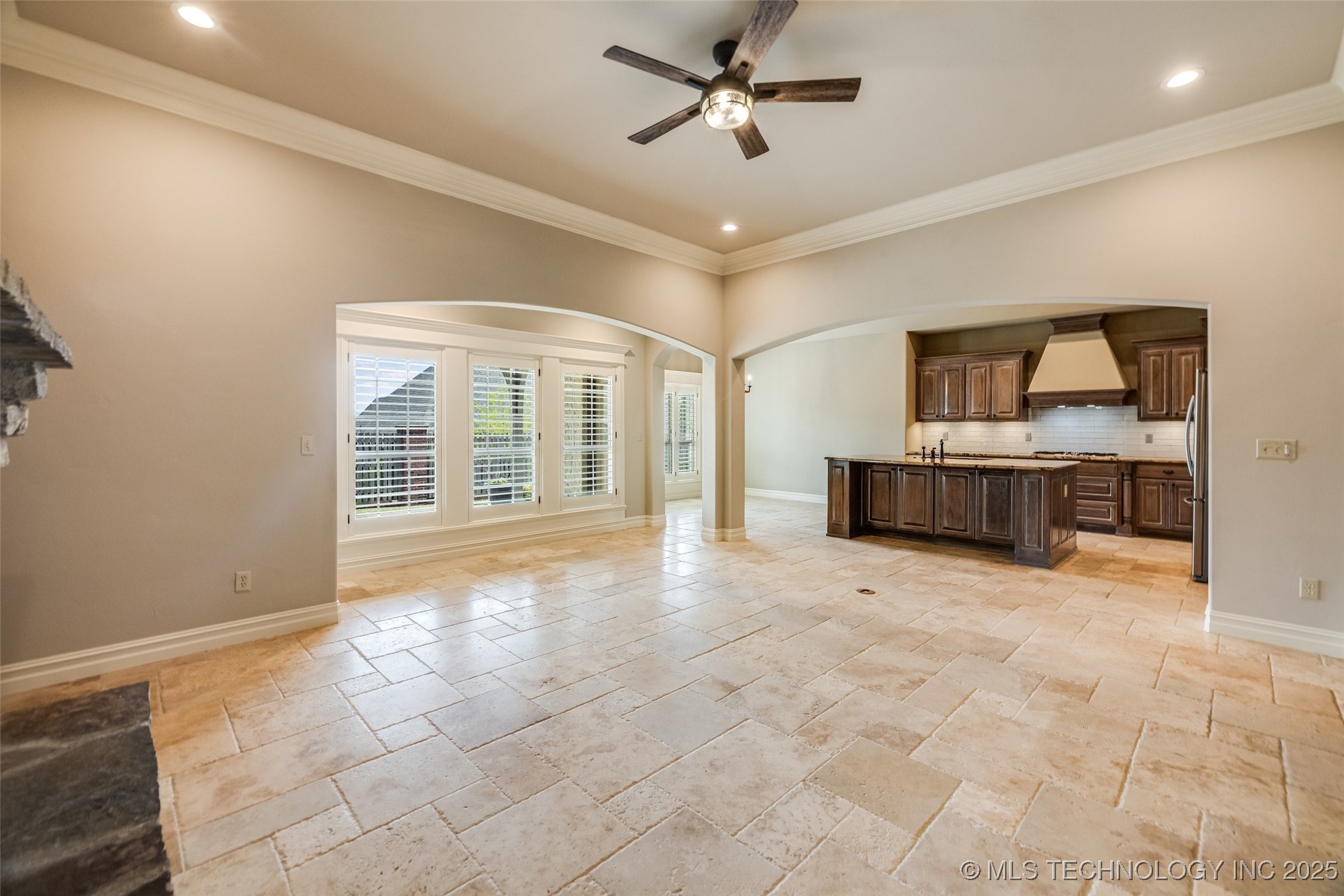 10921 S 77th East Avenue