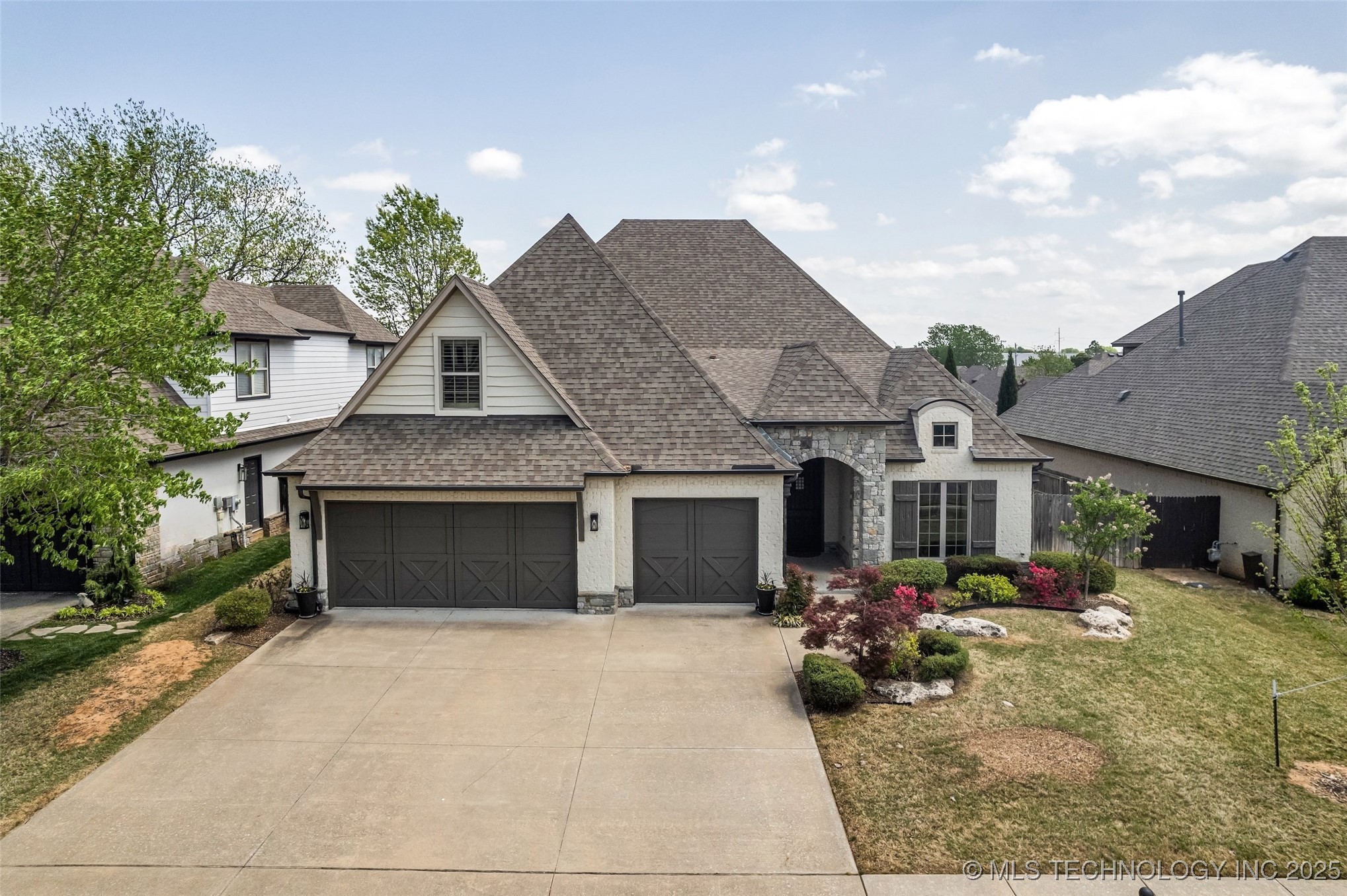 10921 S 77th East Avenue