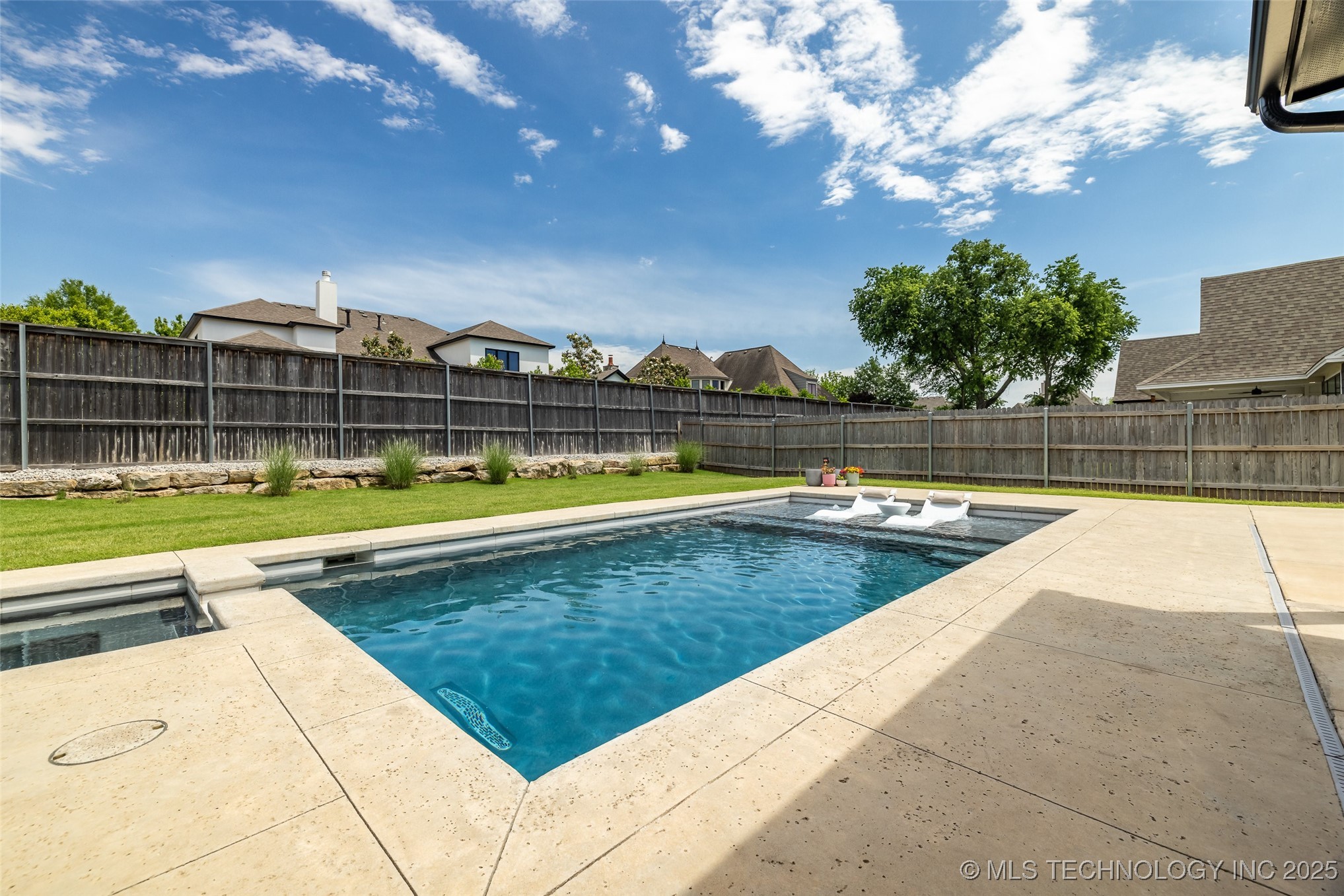 11529 S Marion Avenue