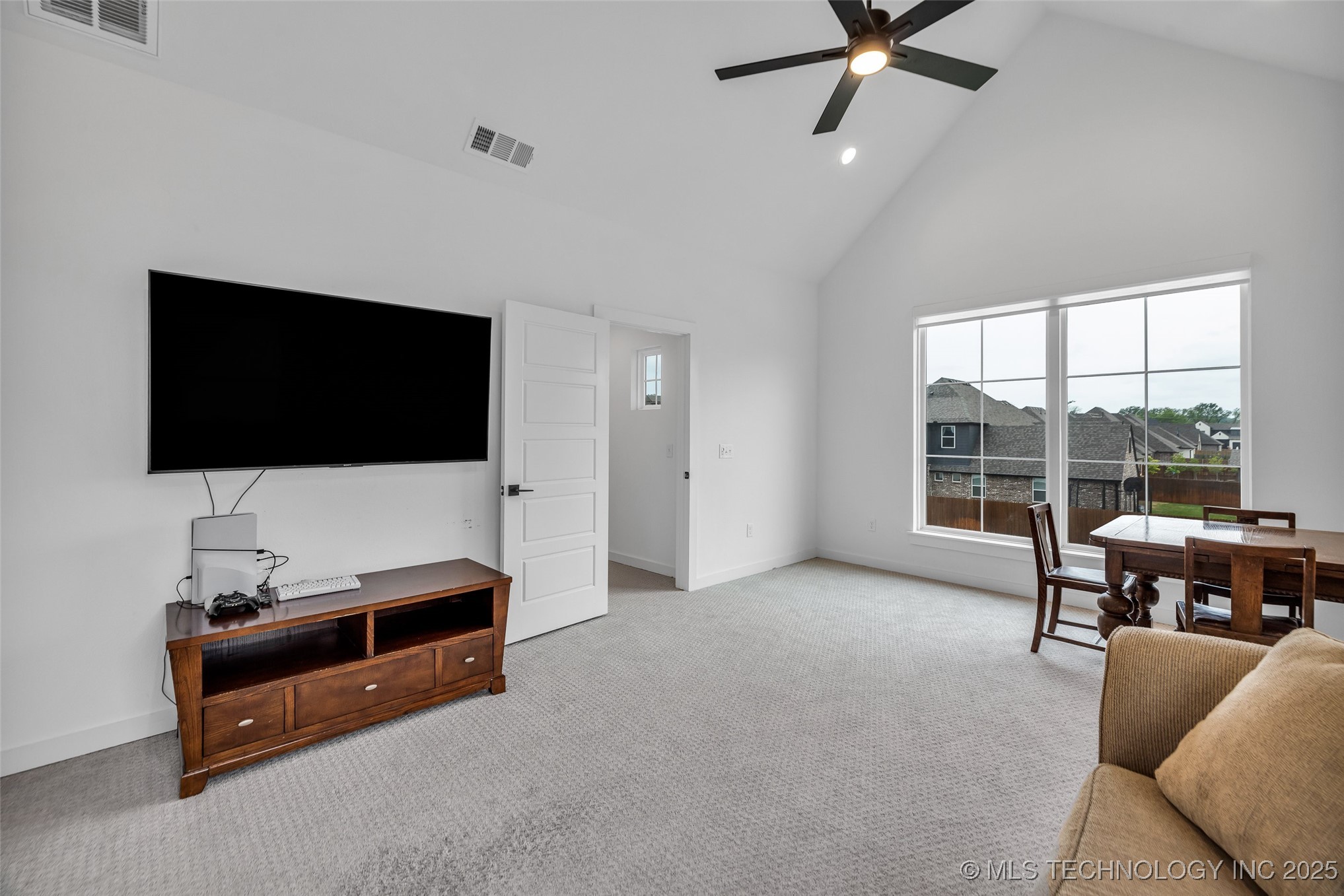 11529 S Marion Avenue