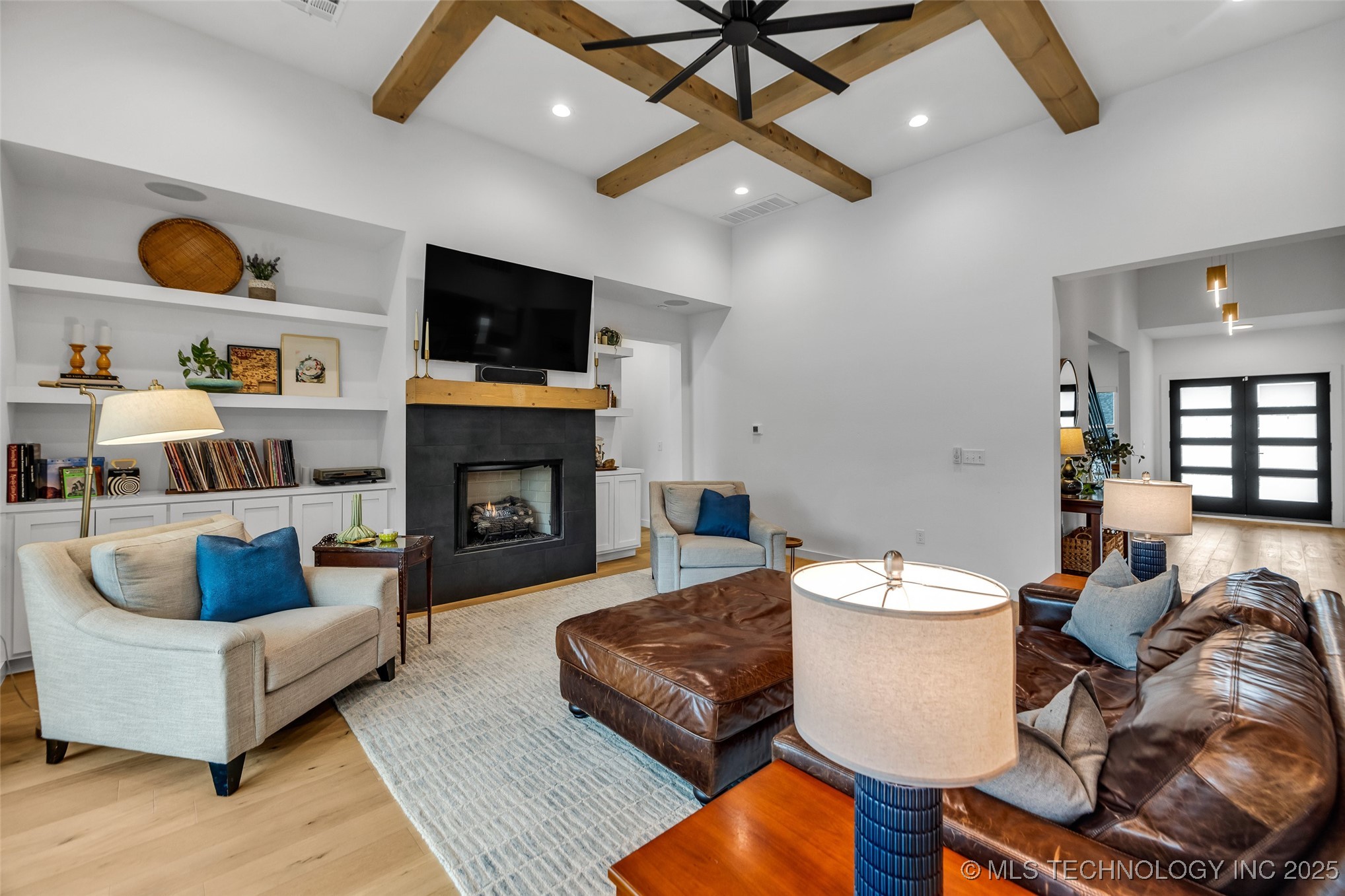 11529 S Marion Avenue