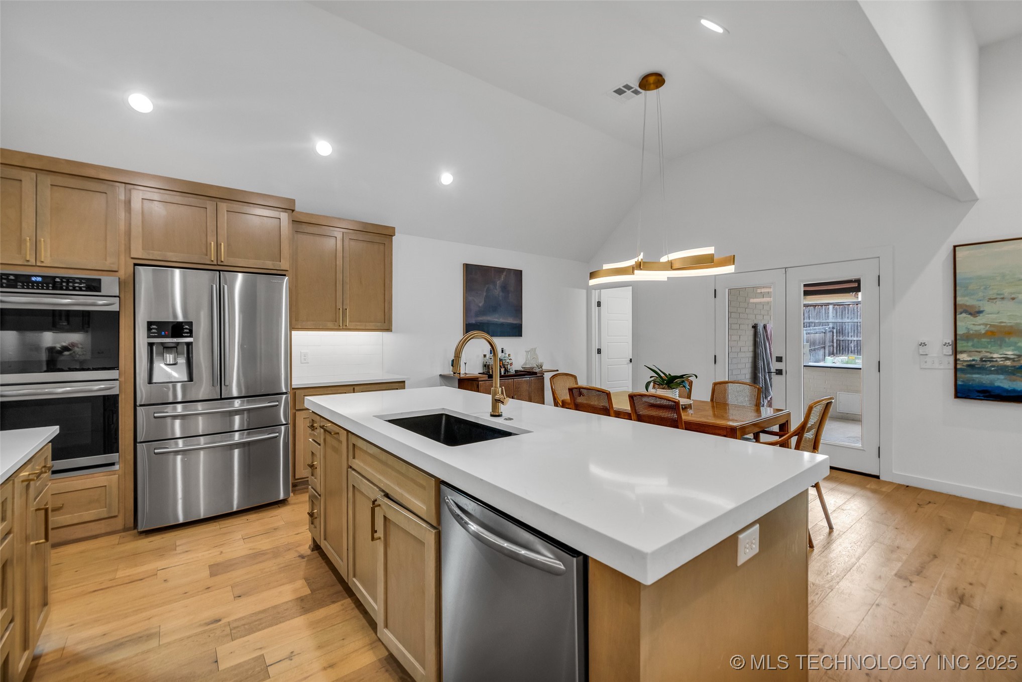 11529 S Marion Avenue