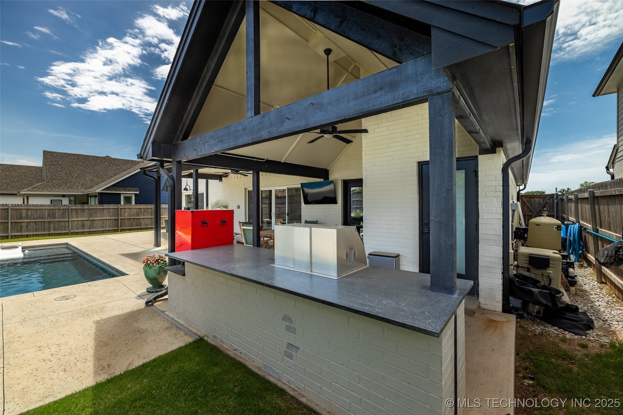 11529 S Marion Avenue