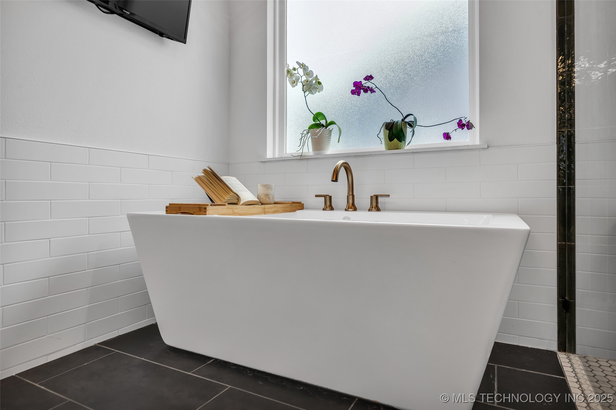 11529 S Marion Avenue