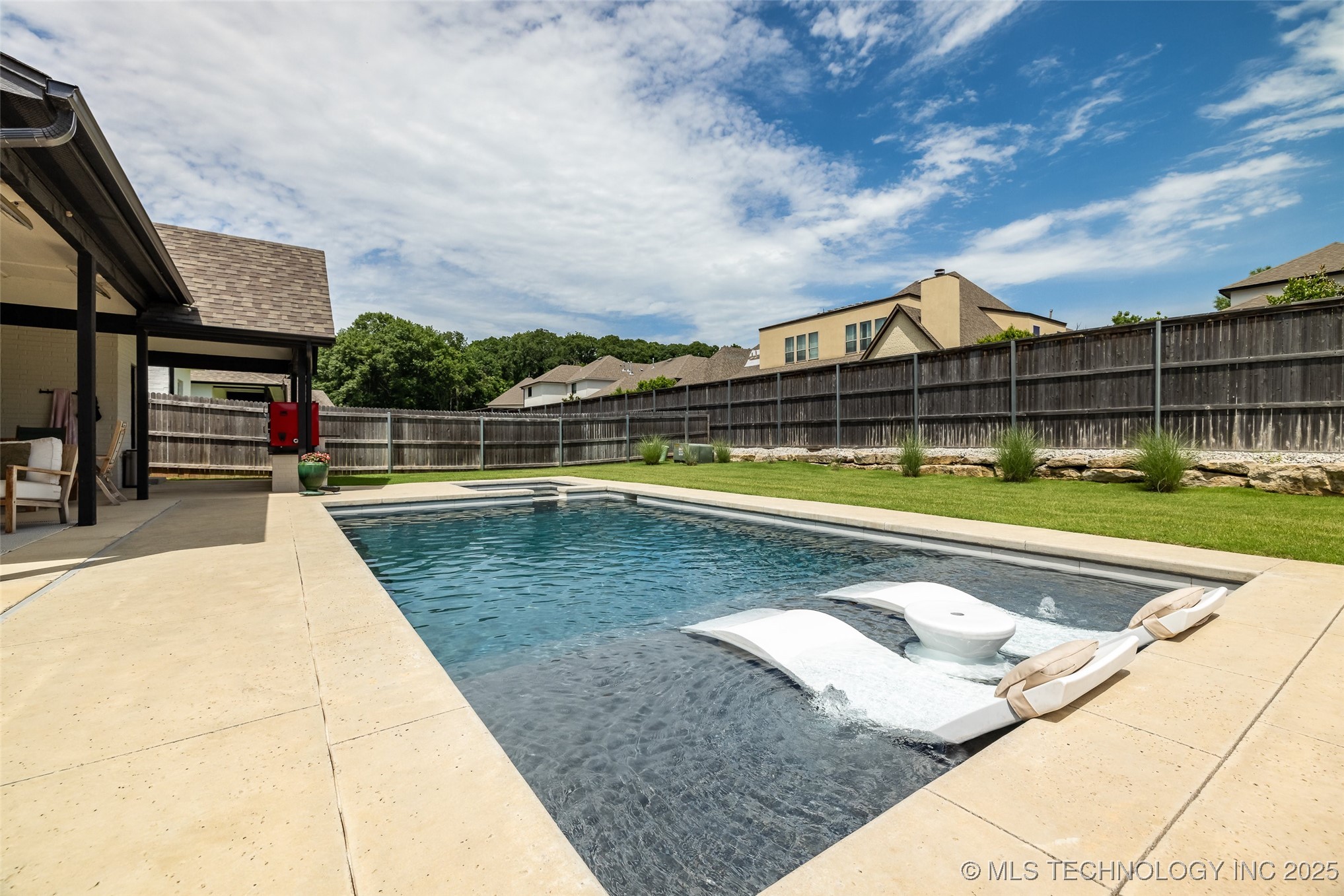 11529 S Marion Avenue