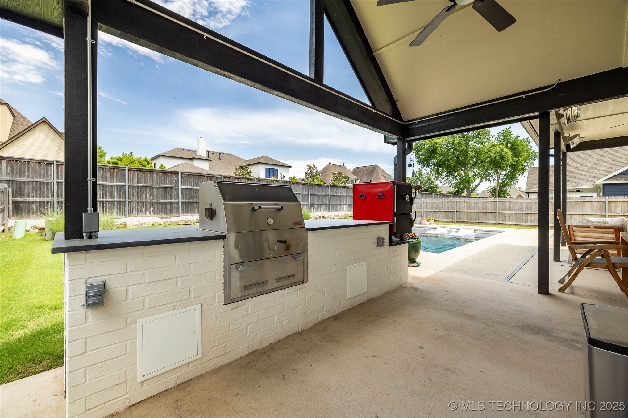 11529 S Marion Avenue