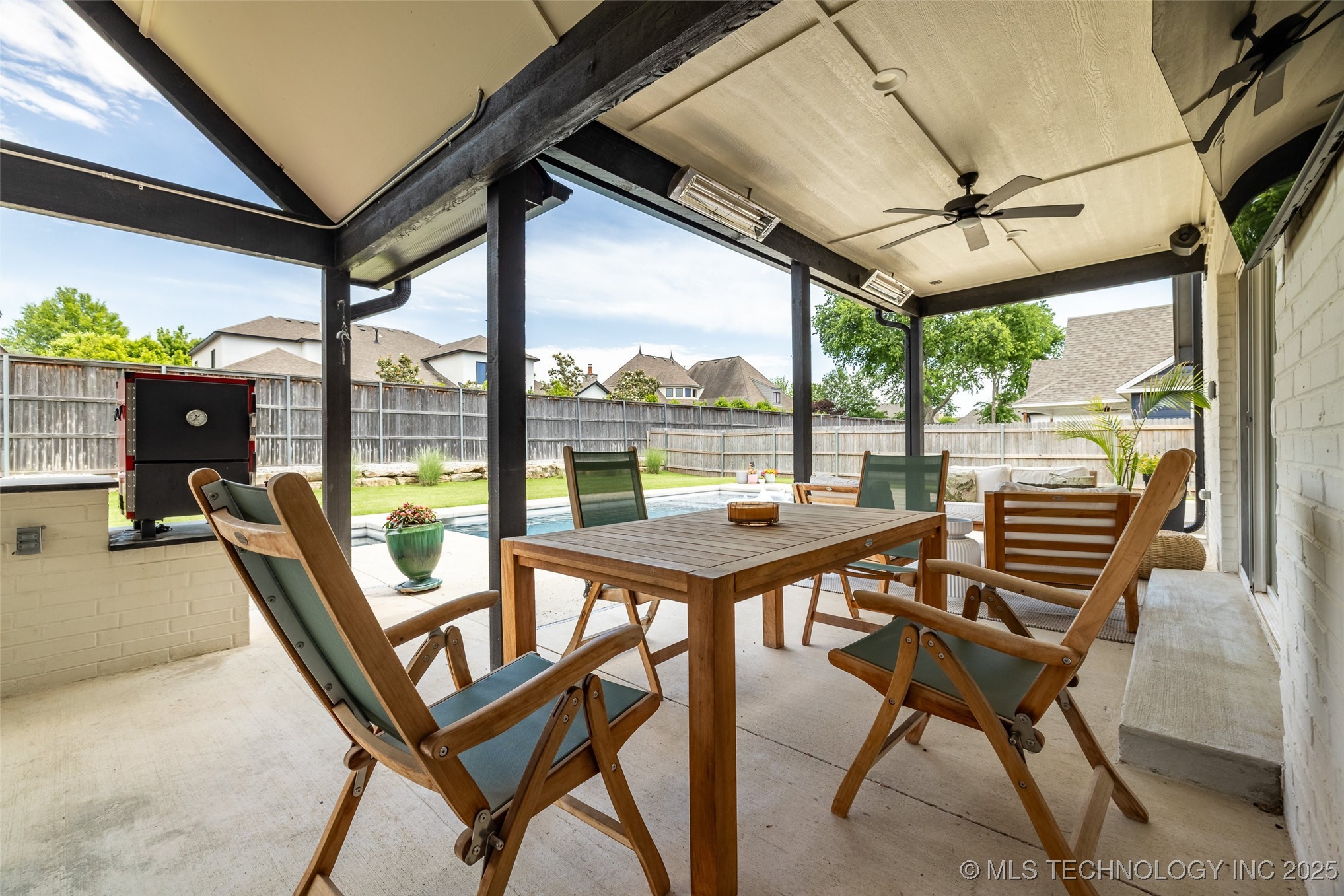 11529 S Marion Avenue