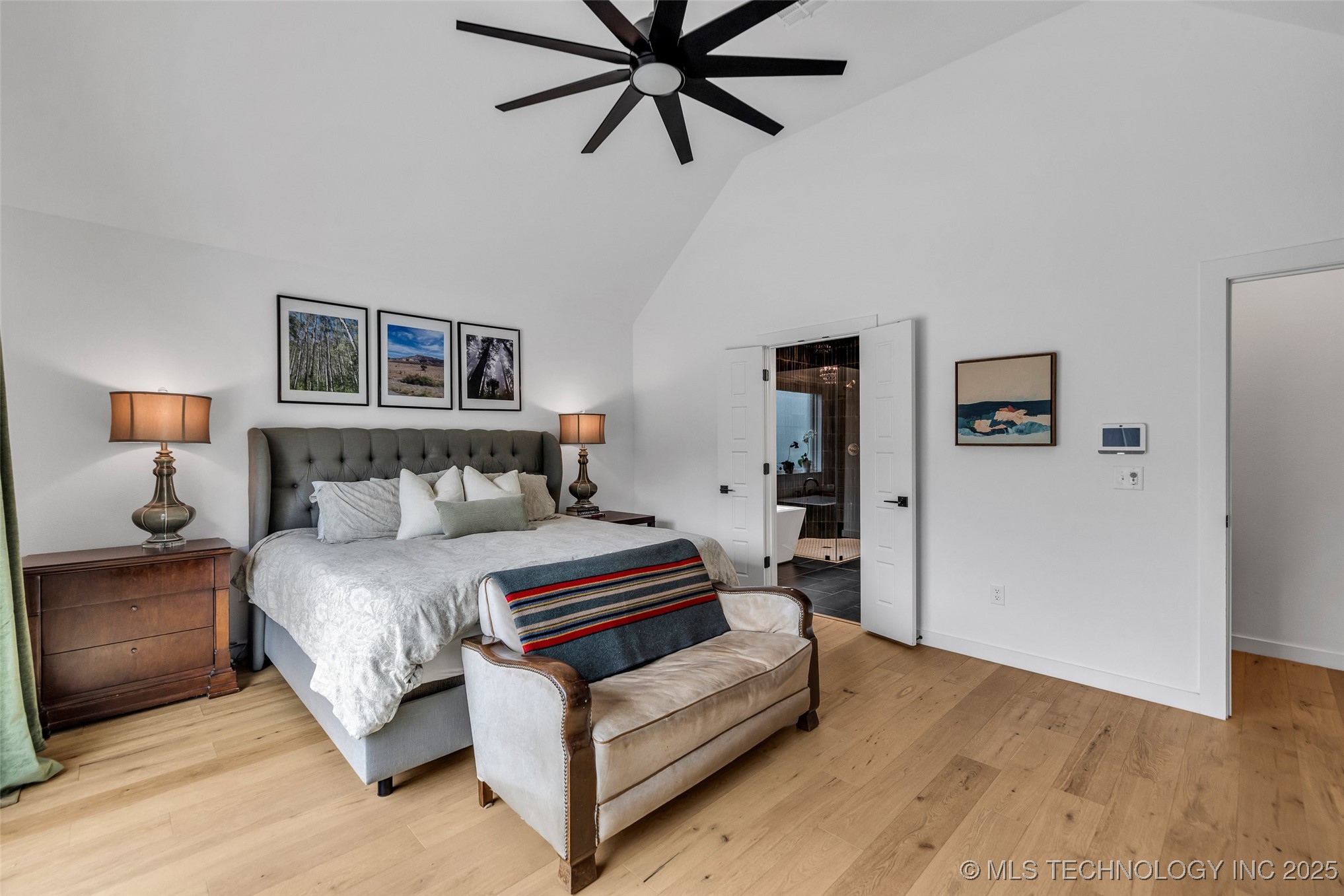 11529 S Marion Avenue