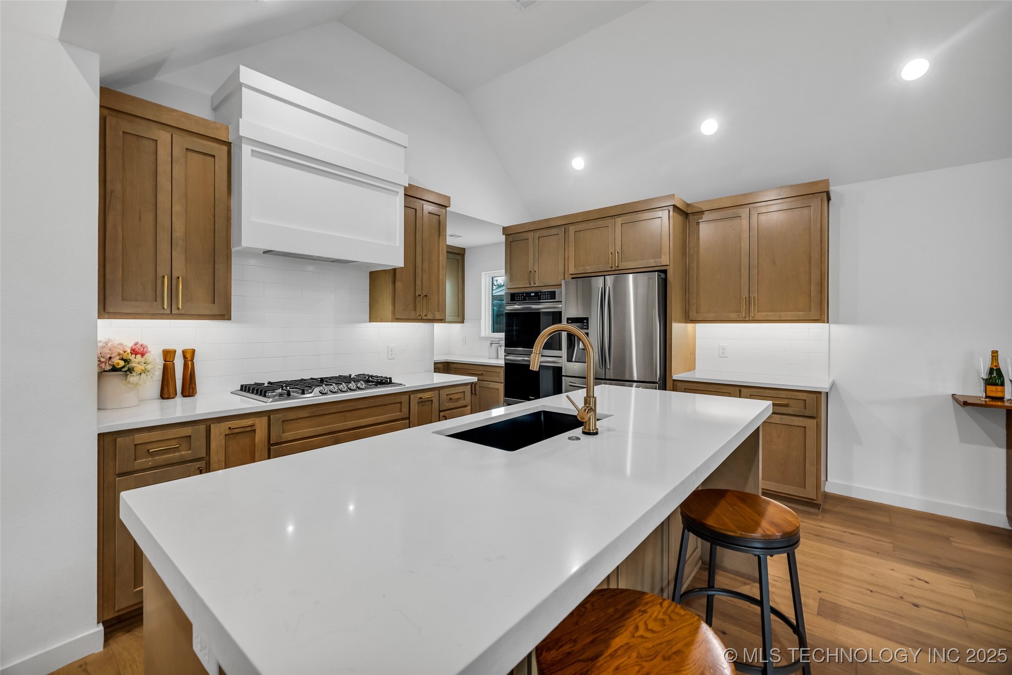 11529 S Marion Avenue