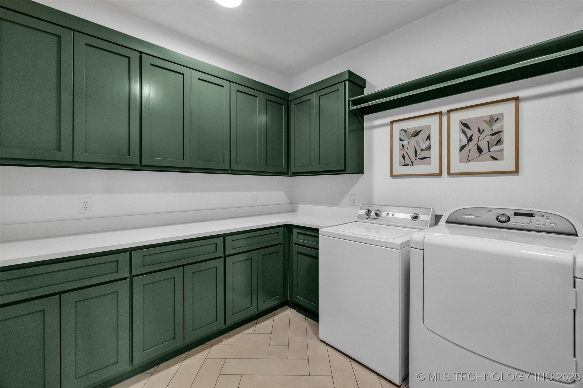 11529 S Marion Avenue