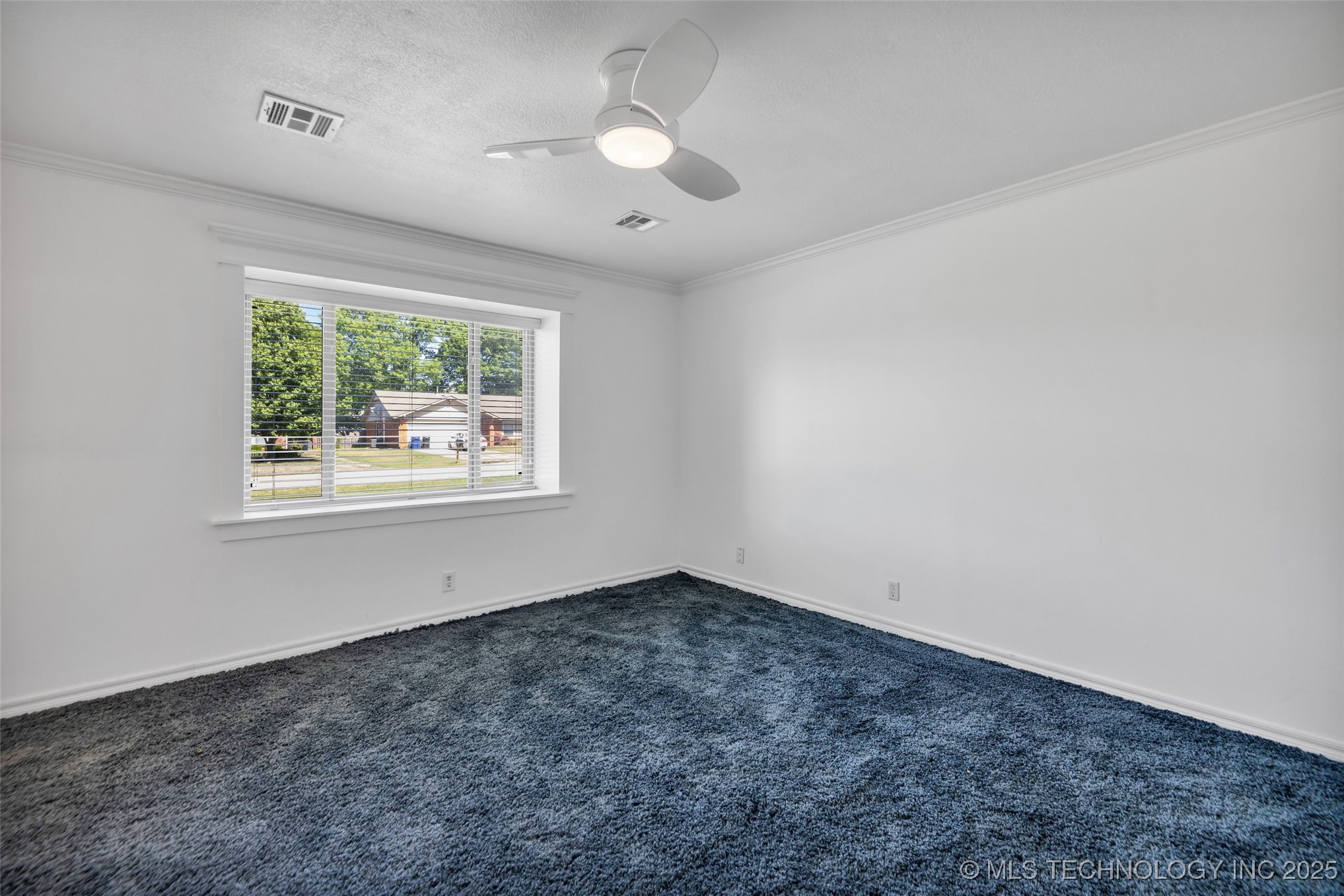 2601 W Hartford Street