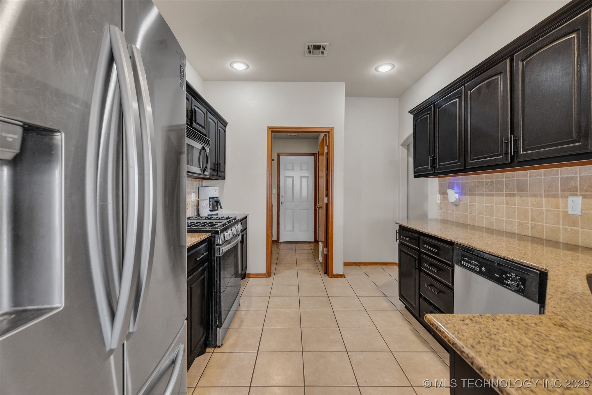 20213 E 33rd Place S