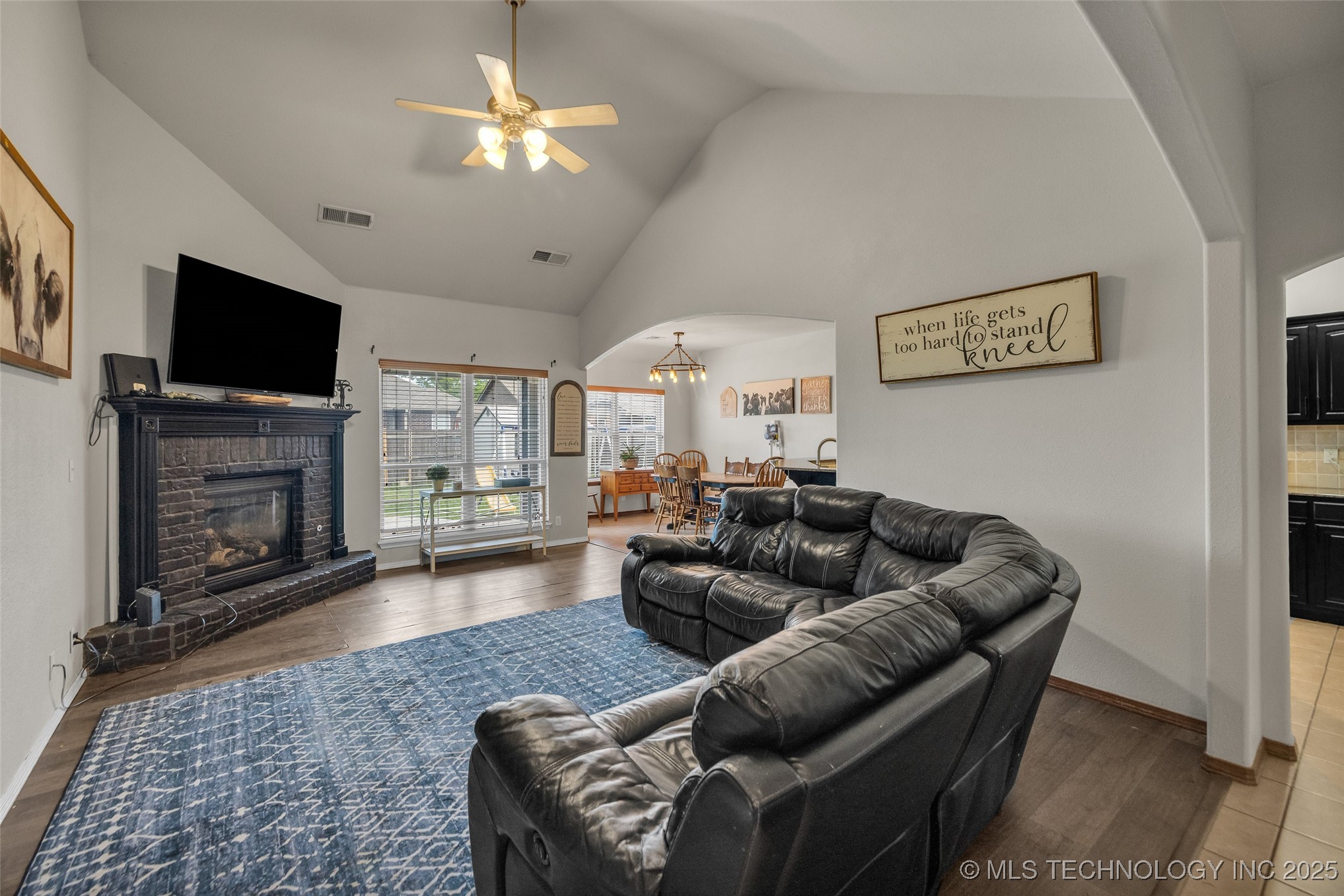 20213 E 33rd Place S