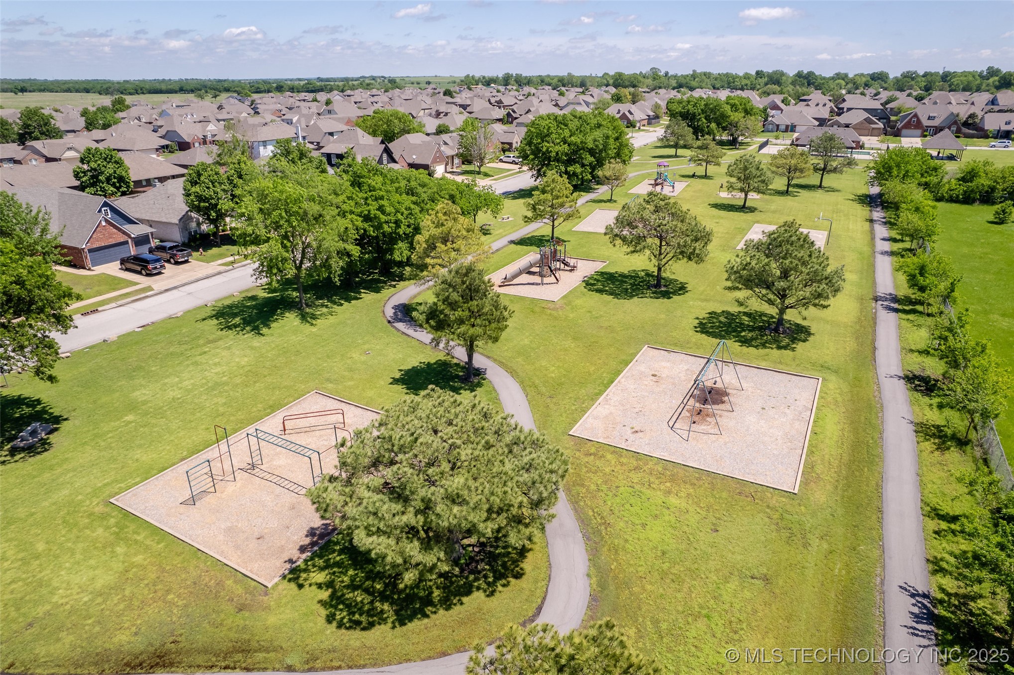 20213 E 33rd Place S