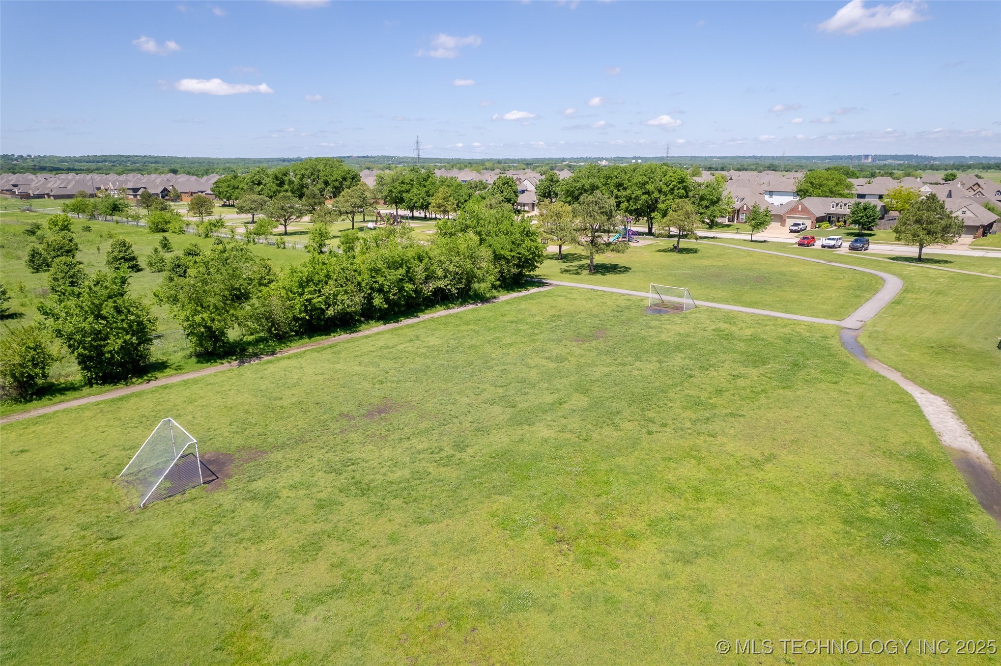 20213 E 33rd Place S