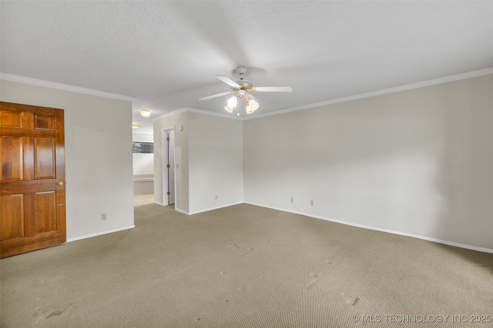 2205 W Vicksburg Street