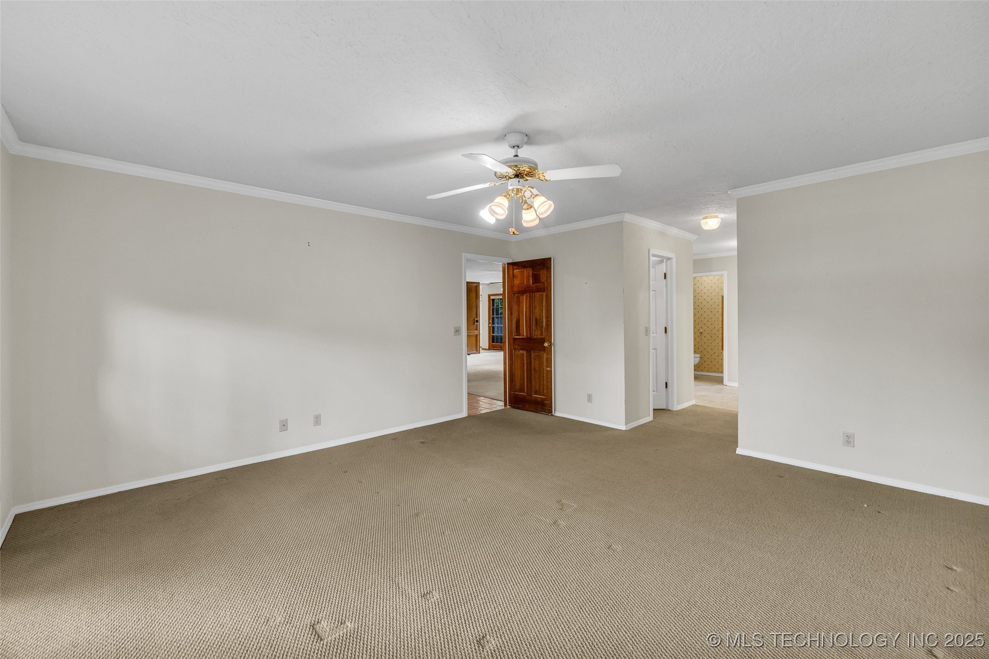 2205 W Vicksburg Street