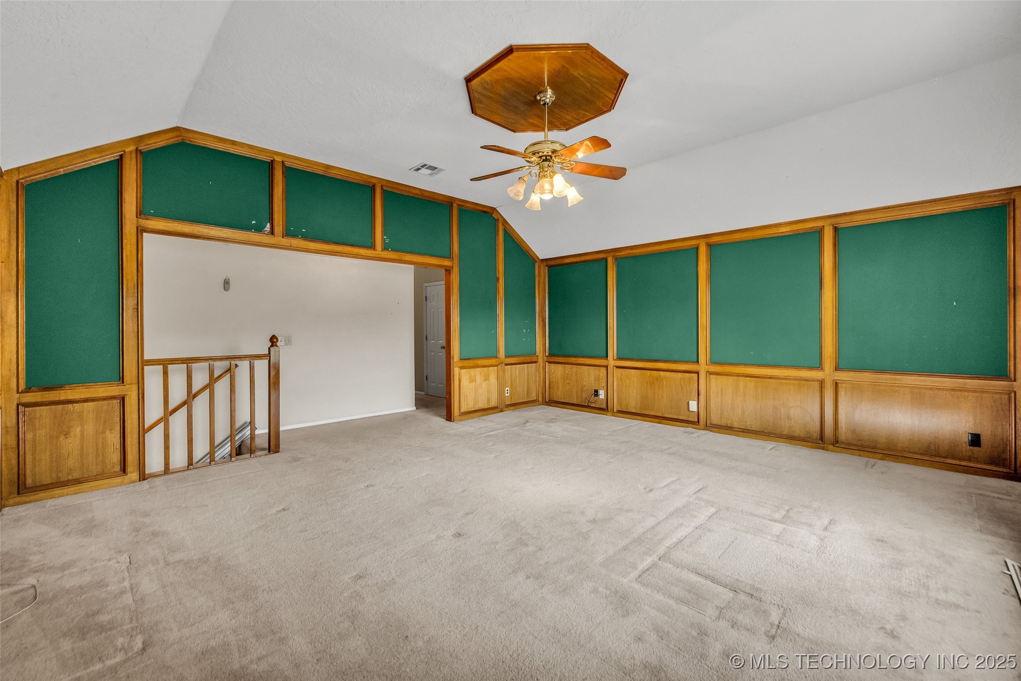 2205 W Vicksburg Street