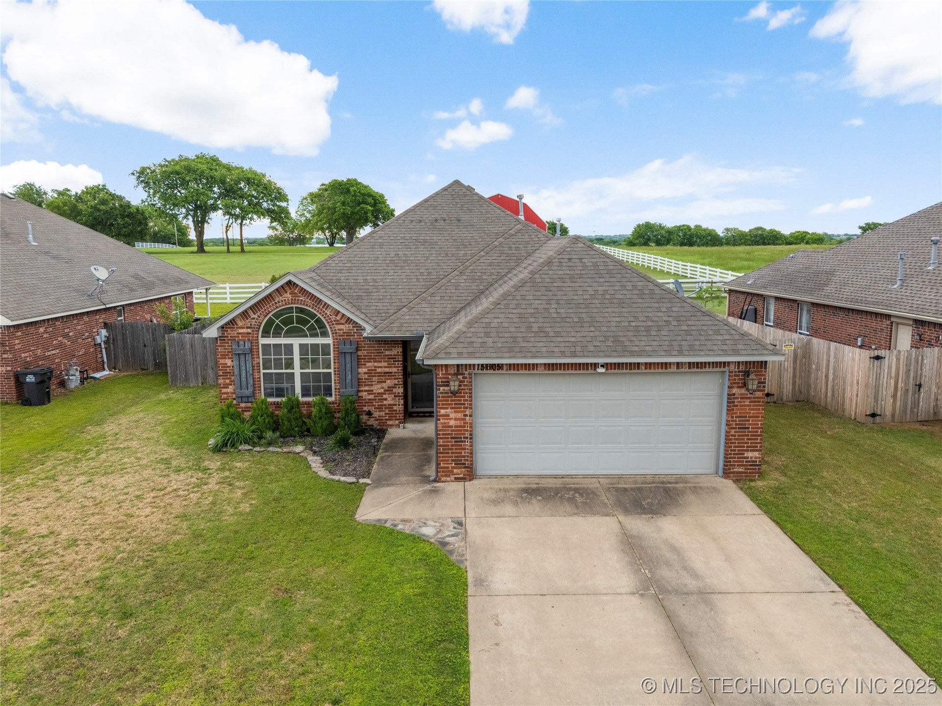 15605 S College Avenue