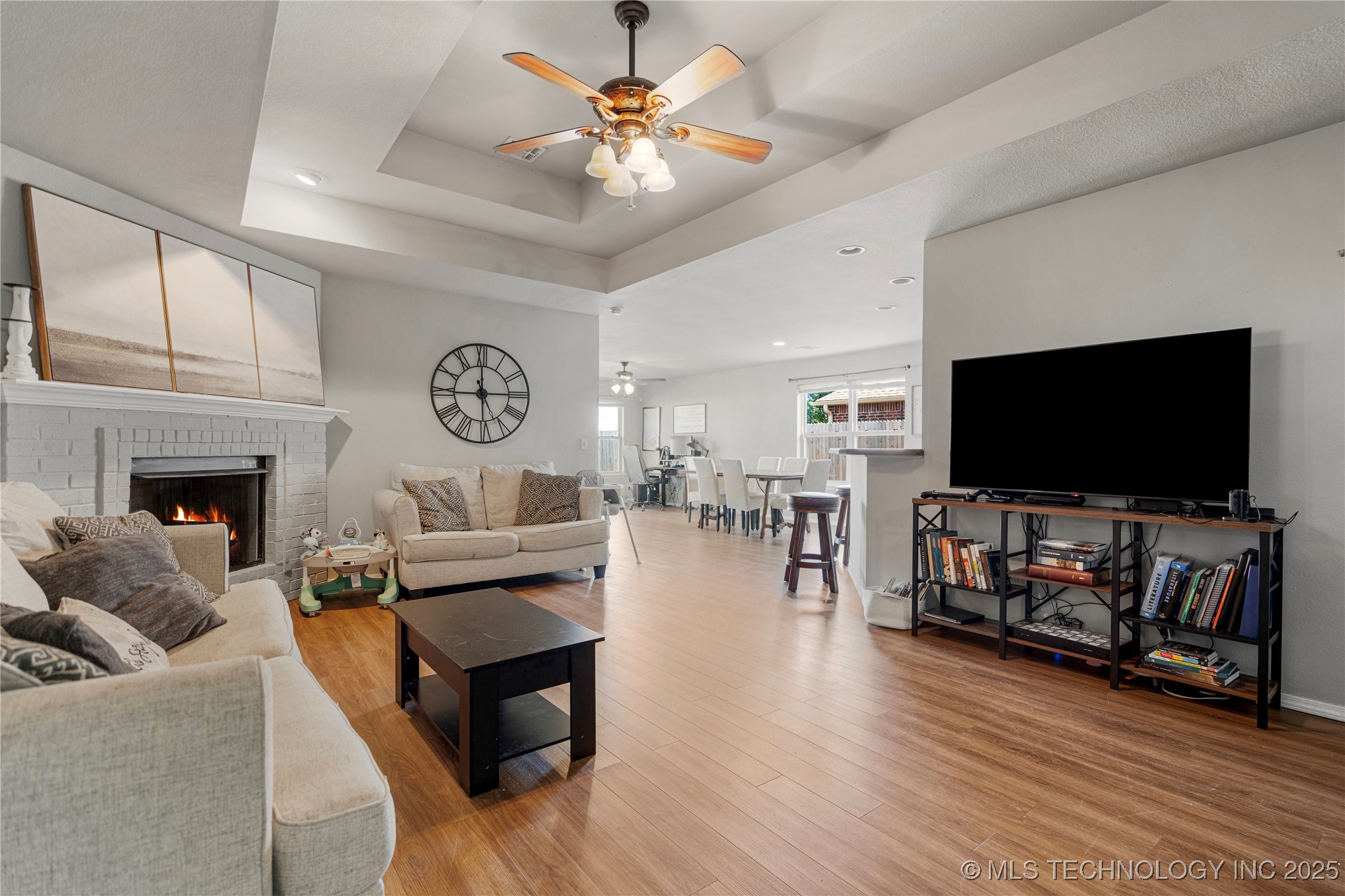 15605 S College Avenue